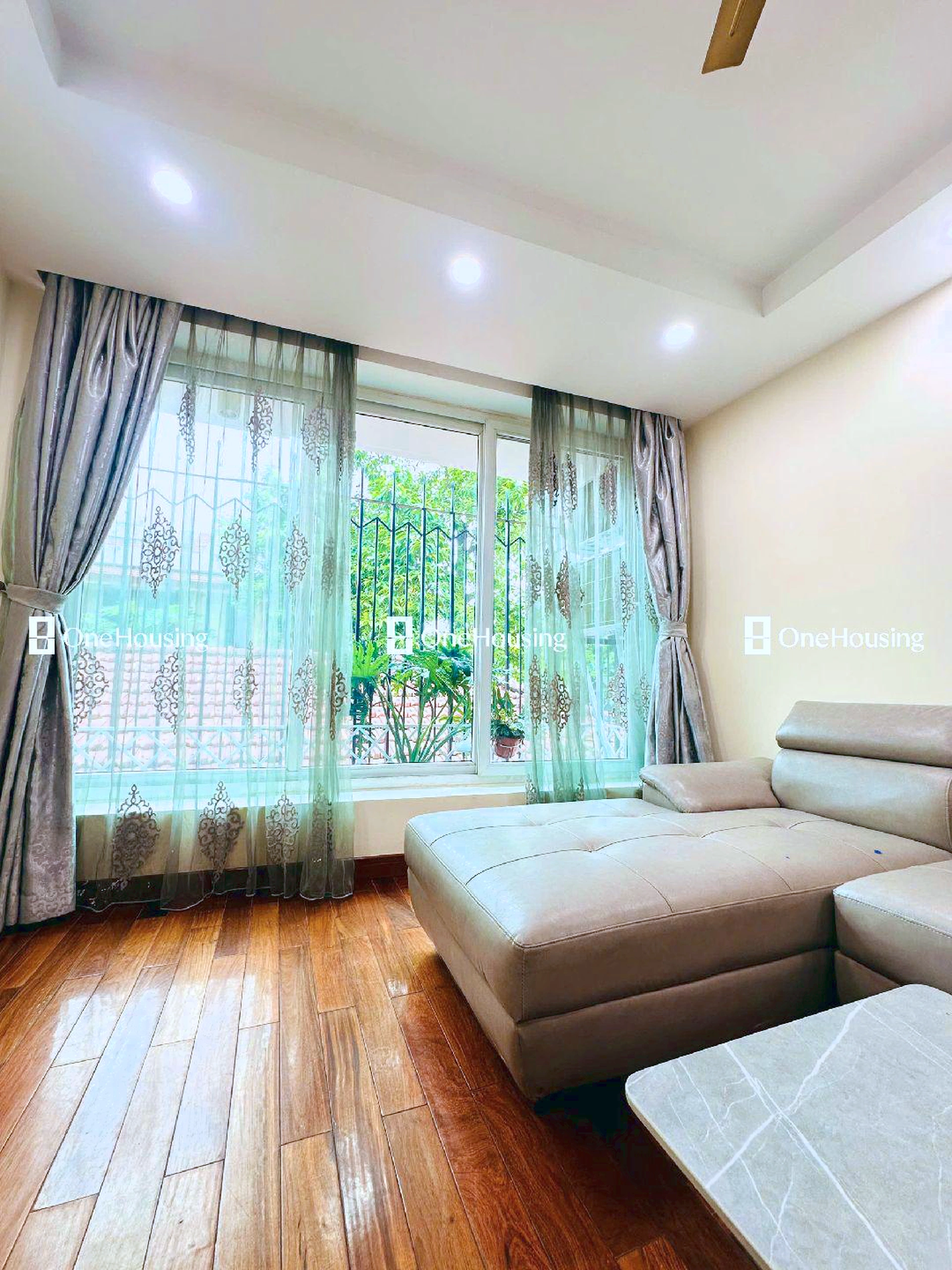 Nhà mặt ngõ cách Đặng Thai Mai 20m, P. Quảng An, Q. Tây Hồ, TP. Hà Nội