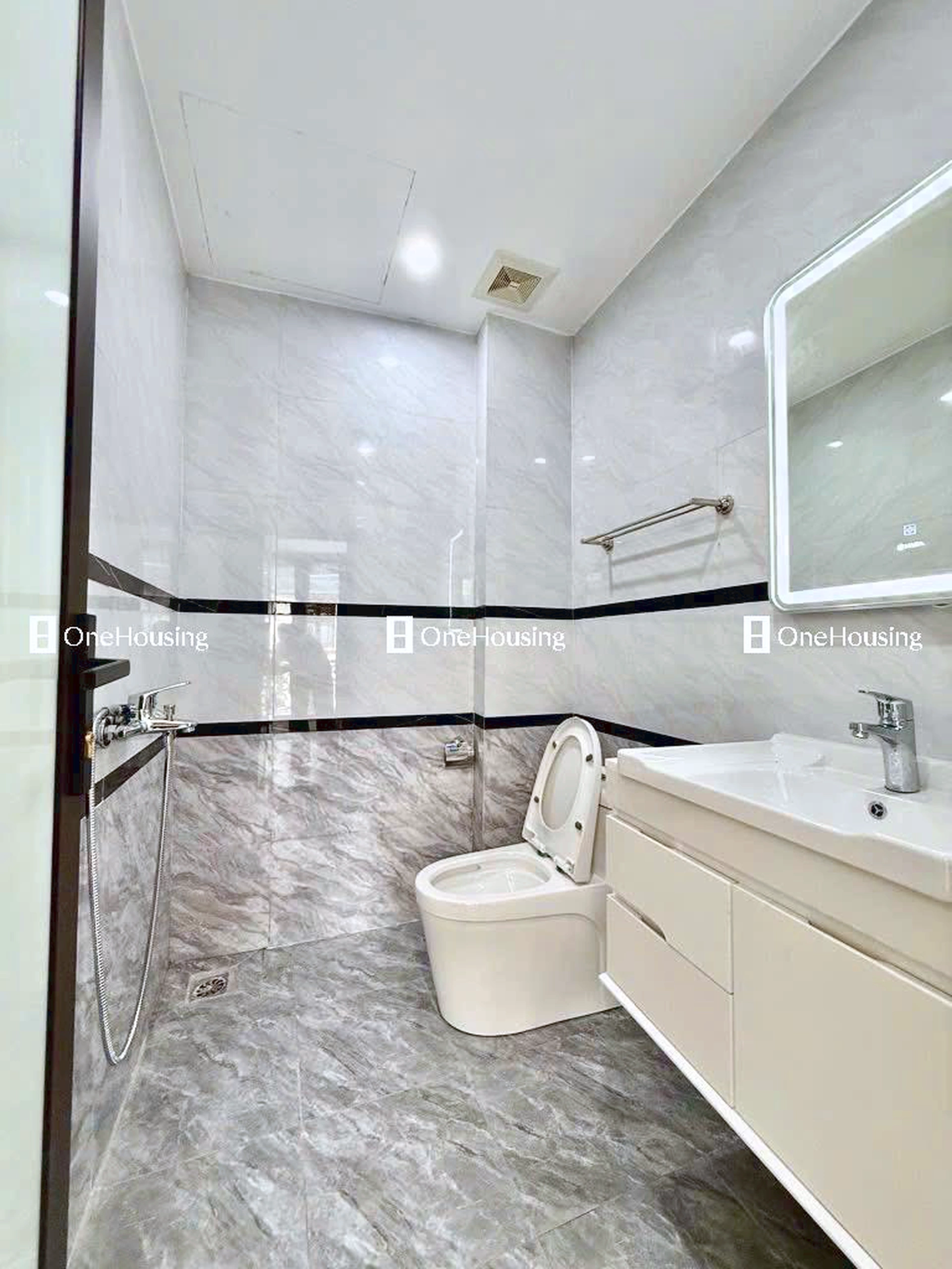 Nhà mặt ngõ cách Hoàng Mai 30m, P. Hoàng Văn Thụ, Q. Hoàng Mai, TP. Hà Nội