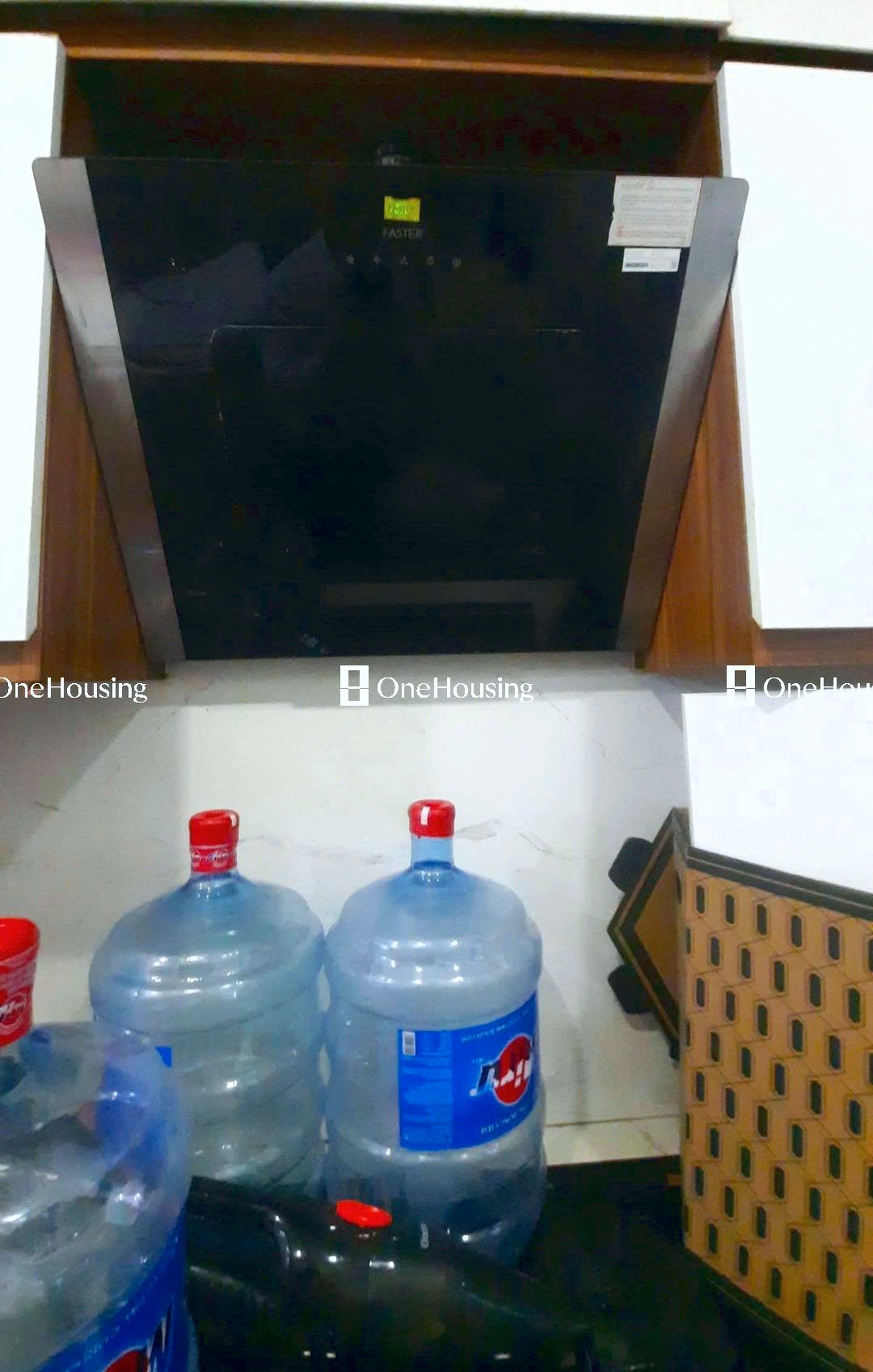 Nhà mặt phố Phạm Văn Đồng, P. Cổ Nhuế 1, Q. Bắc Từ Liêm, TP. Hà Nội