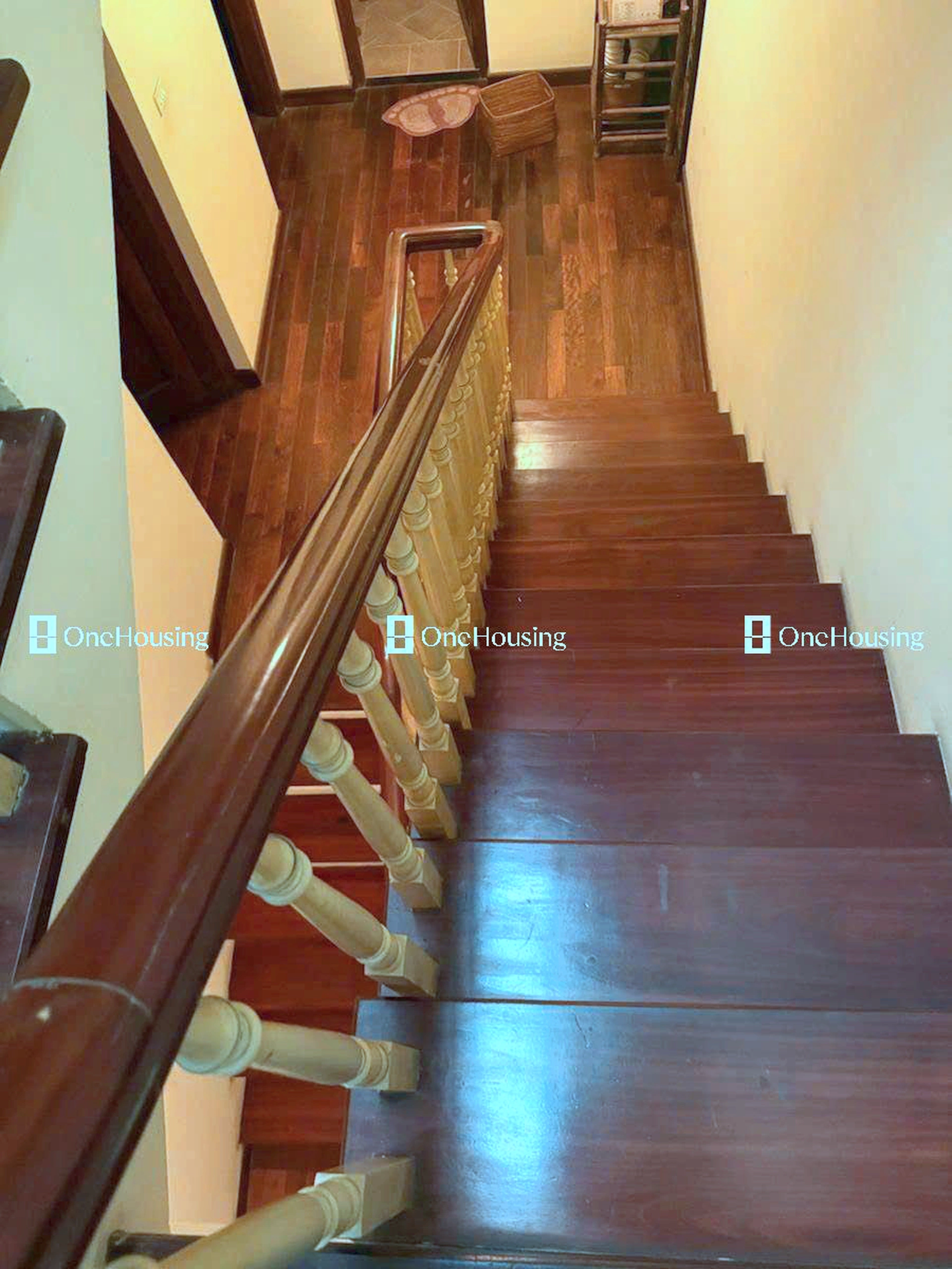 Nhà mặt ngõ cách Lạc Long Quân 100m, P. Nghĩa Đô, Q. Cầu Giấy, TP. Hà Nội