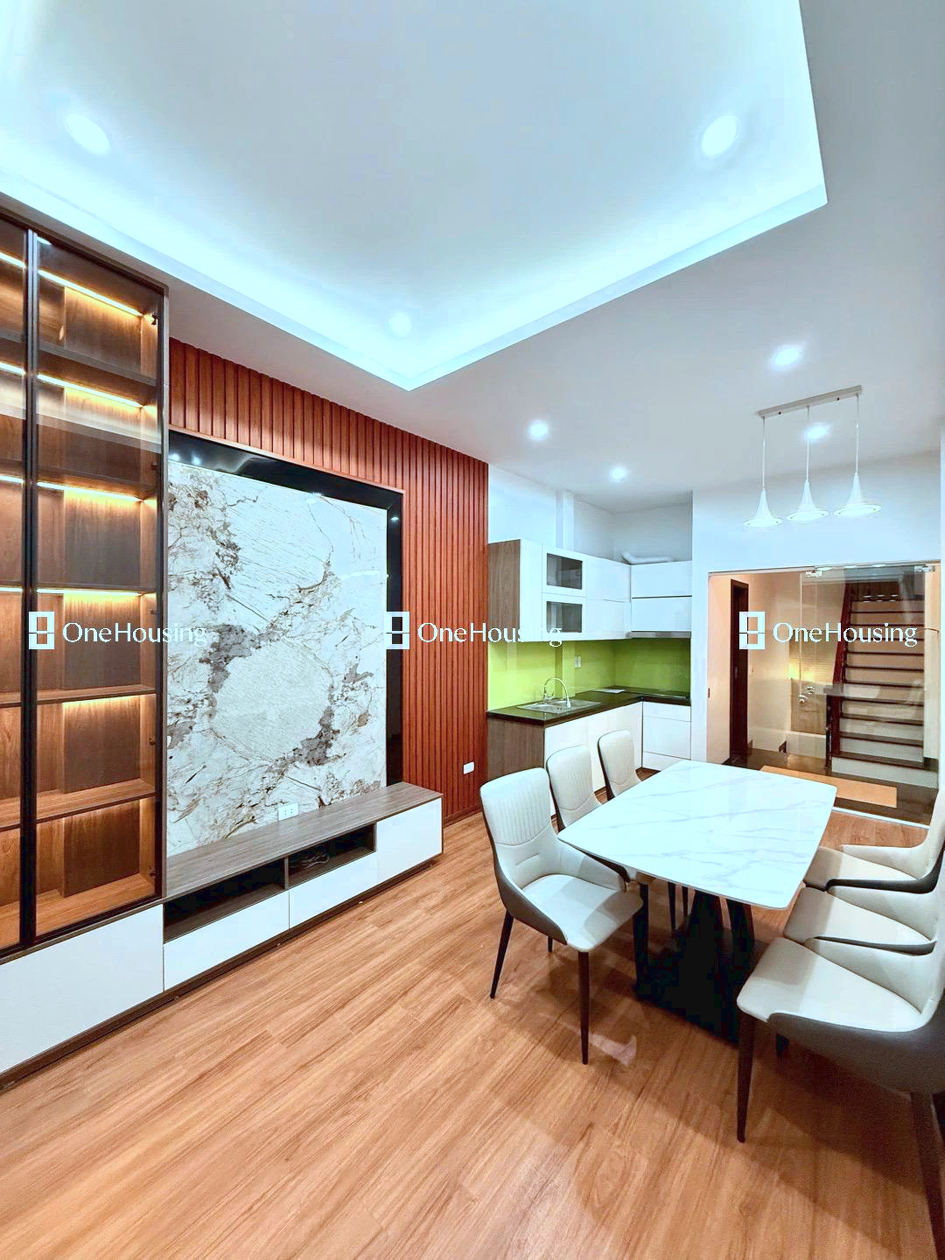 Nhà mặt phố Hoa Bằng, P. Yên Hòa, Q. Cầu Giấy, TP. Hà Nội