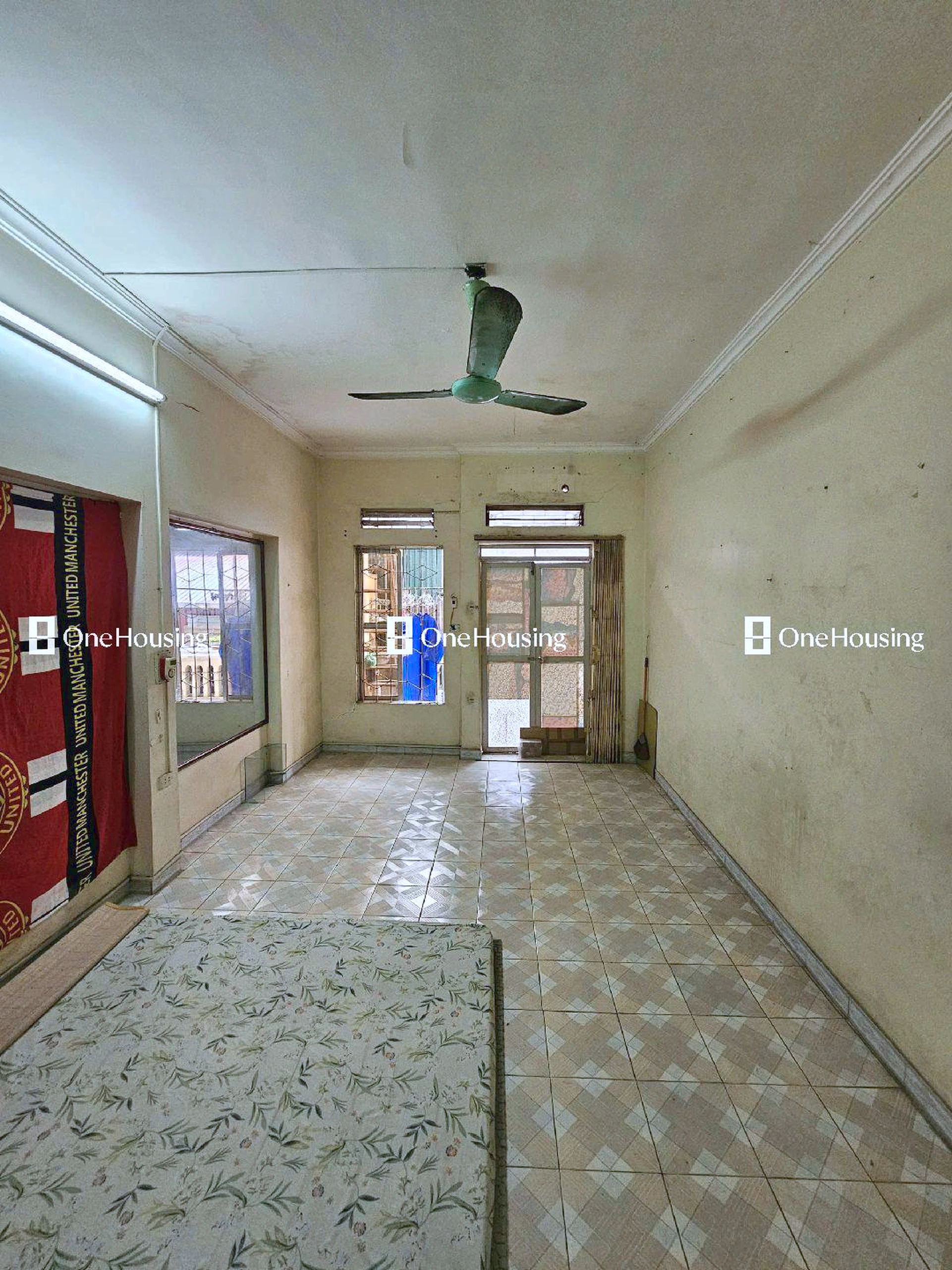 Nhà mặt ngõ cách Bạch Mai 100m, P. Thanh Nhàn, Q. Hai Bà Trưng, TP. Hà Nội