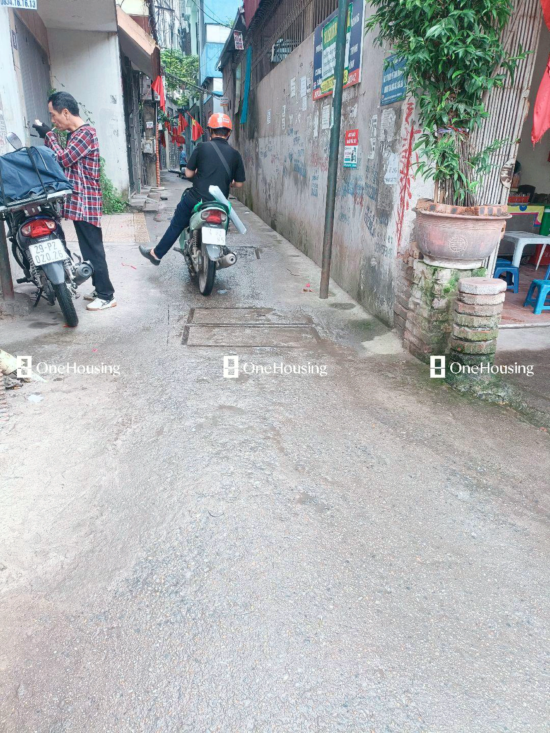 Nhà mặt ngõ cách Nguyễn Đình Hoàn 80m, P. Nghĩa Đô, Q. Cầu Giấy, TP. Hà Nội