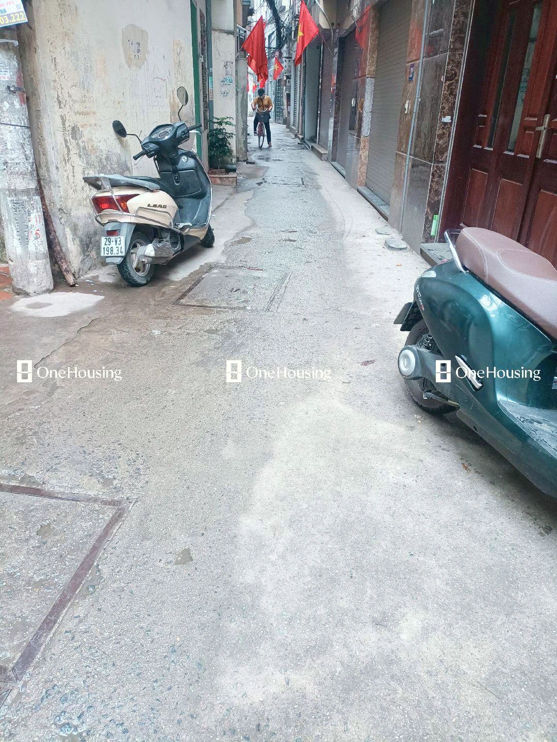 Nhà mặt ngõ cách Nguyễn Đình Hoàn 80m, P. Nghĩa Đô, Q. Cầu Giấy, TP. Hà Nội