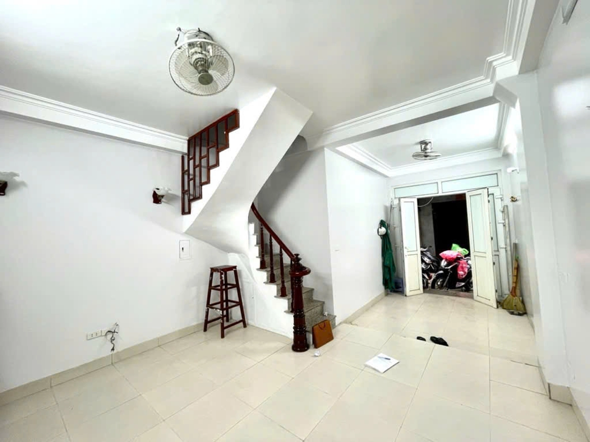 Nhà mặt ngõ cách Tân Mai 30m, P. Tân Mai, Q. Hoàng Mai, TP. Hà Nội