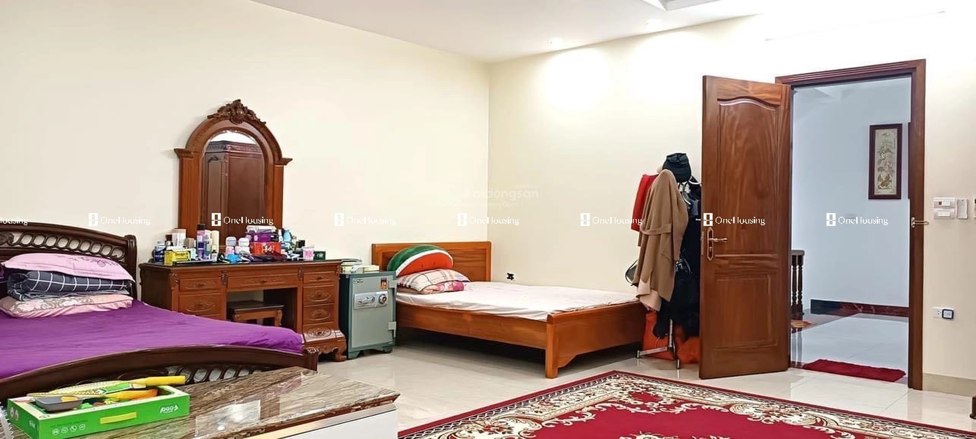 Nhà mặt ngõ cách Nguyễn Văn Cừ 80m, P. Bồ Đề, Q. Long Biên, TP. Hà Nội