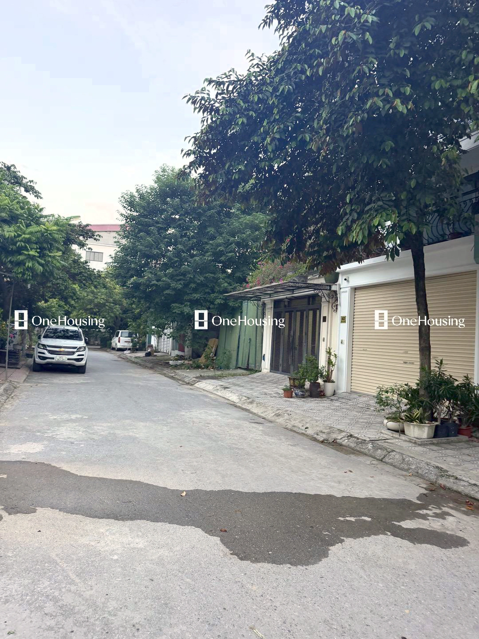 Nhà mặt ngõ cách Bát Khối (Mặt đê sông Hồng) 10m, P. Thạch Bàn, Q. Long Biên, TP. Hà Nội
