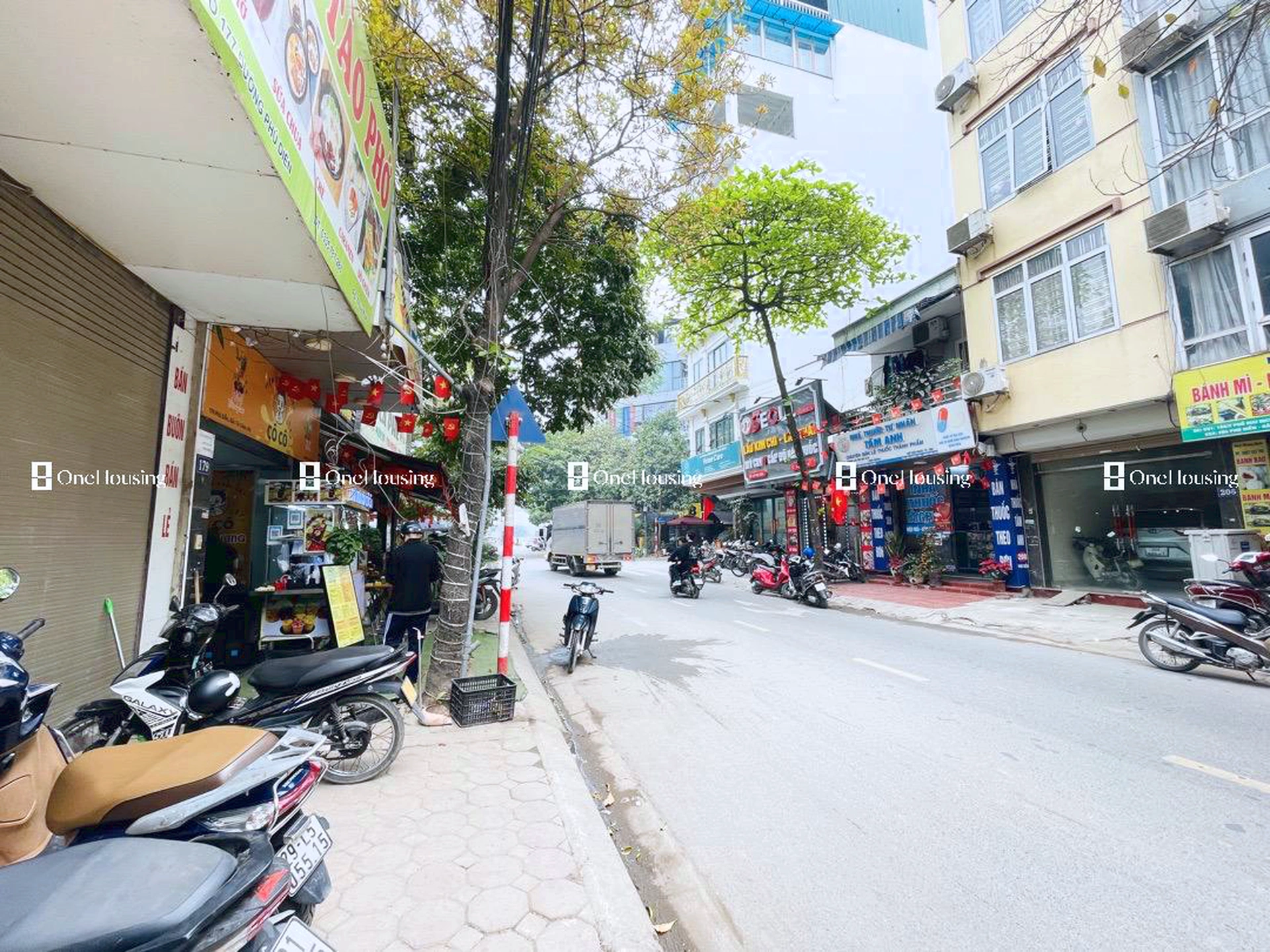 Nhà mặt phố Phú Diễn, P. Phú Diễn, Q. Bắc Từ Liêm, TP. Hà Nội