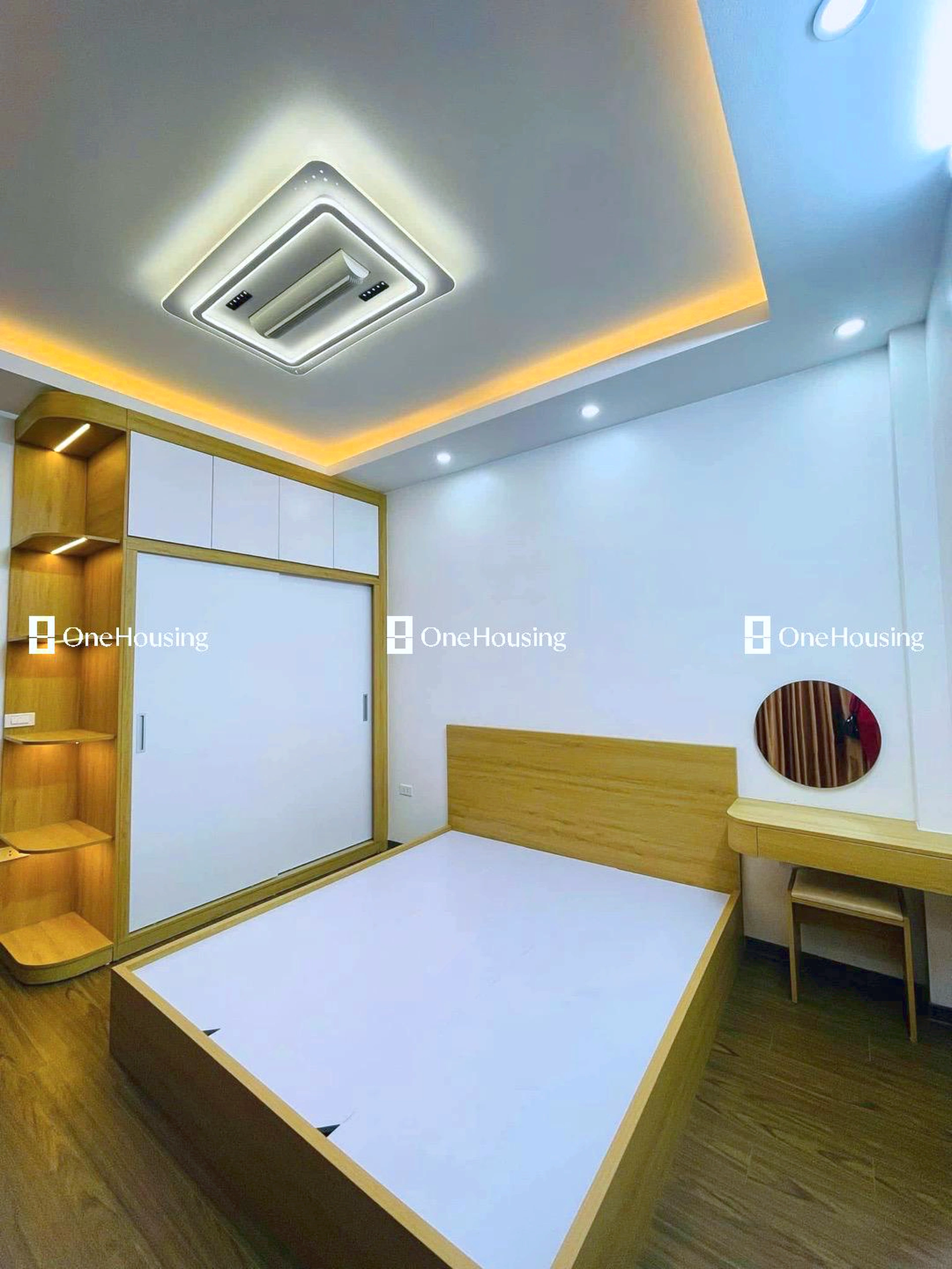 Nhà mặt ngõ cách Giải Phóng (phía đi qua đường tàu) 100m, P. Định Công, Q. Hoàng Mai, TP. Hà Nội