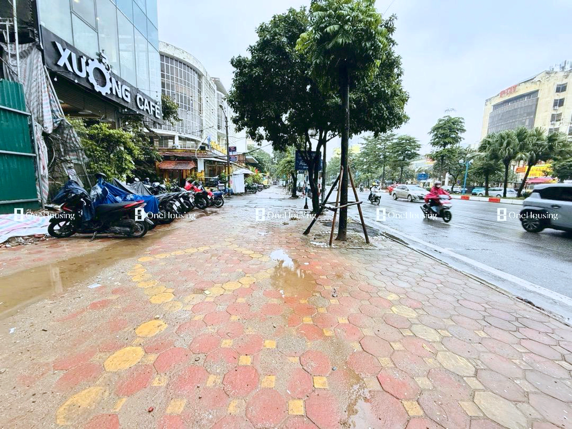 Nhà mặt phố Hoàng Quốc Việt, P. Nghĩa Tân, Q. Cầu Giấy, TP. Hà Nội