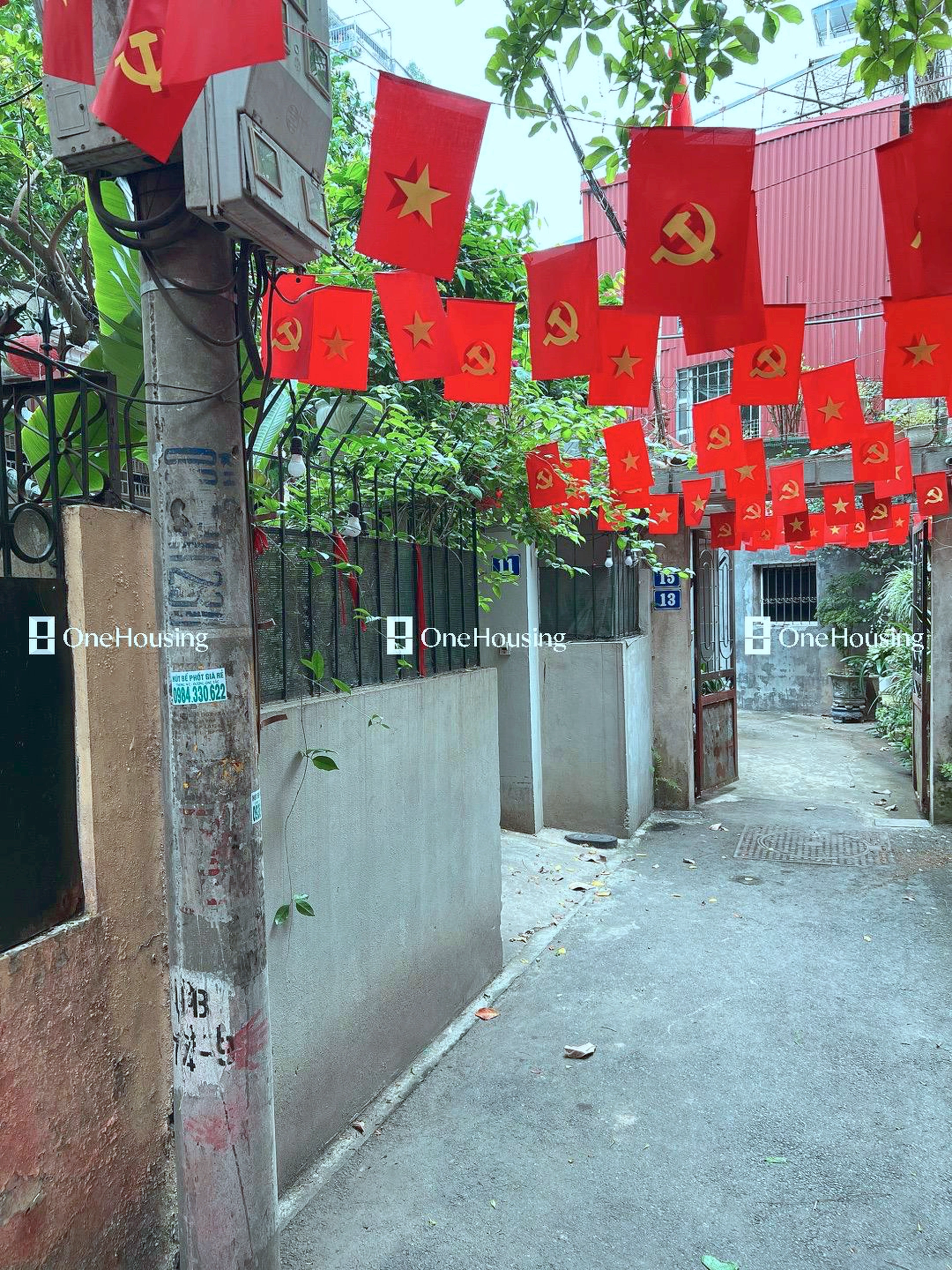 Nhà mặt ngõ cách Trịnh Công Sơn 20m, P. Nhật Tân, Q. Tây Hồ, TP. Hà Nội