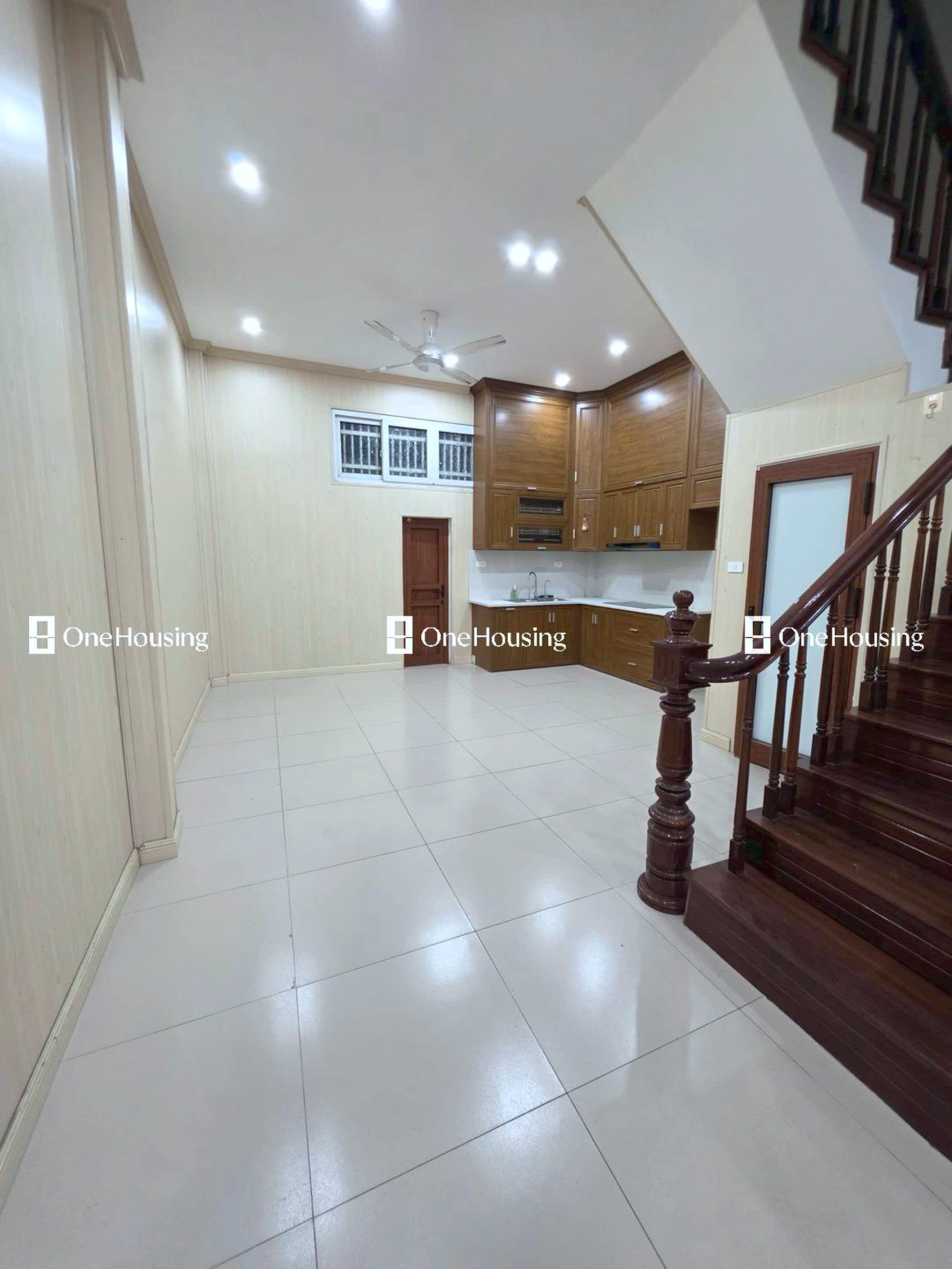 Nhà mặt ngõ cách Khuất Duy Tiến 30m, P. Trung Hòa, Q. Cầu Giấy, TP. Hà Nội