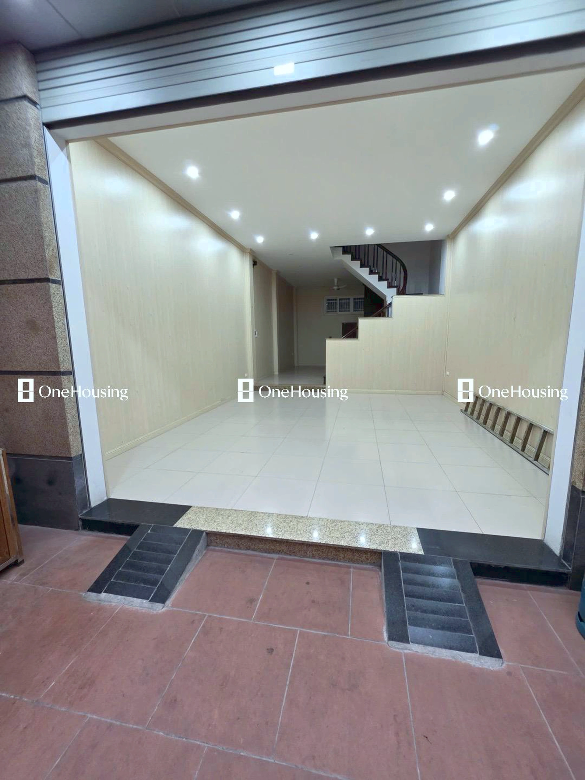 Nhà mặt ngõ cách Khuất Duy Tiến 30m, P. Trung Hòa, Q. Cầu Giấy, TP. Hà Nội