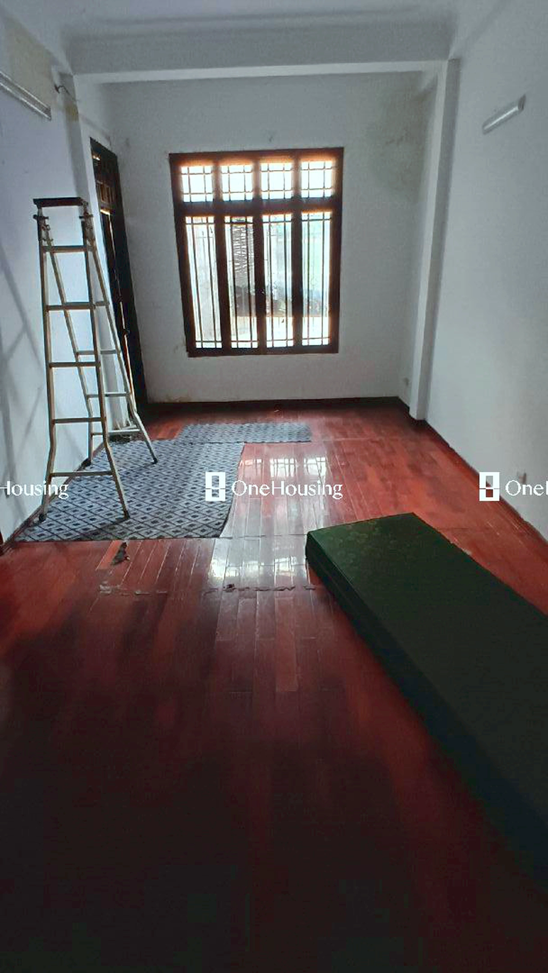 Nhà mặt ngõ cách Ngõ Thông Phong 98m, P. Quốc Tử Giám, Q. Đống Đa, TP. Hà Nội