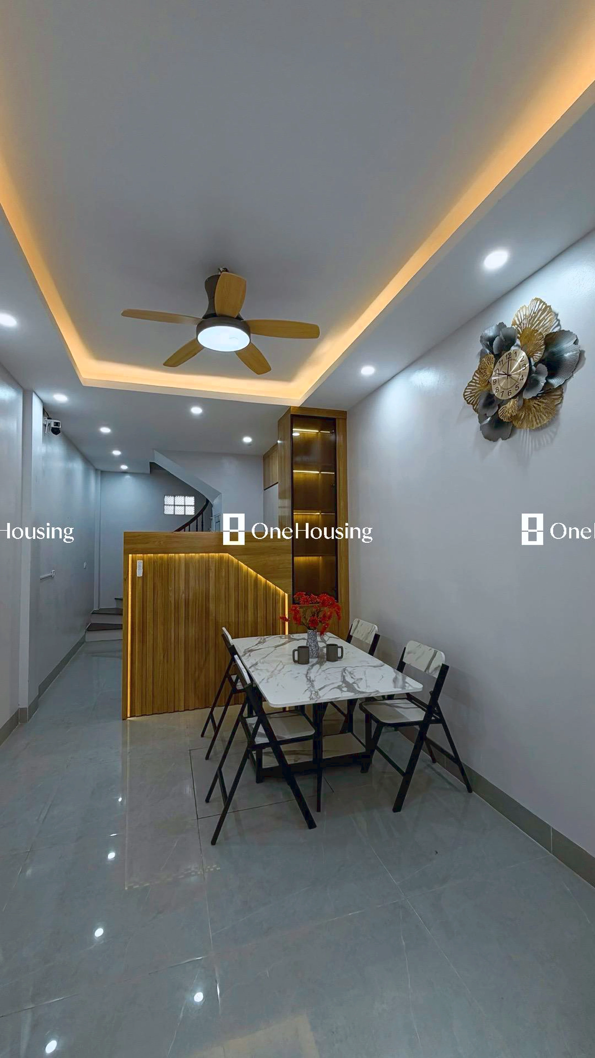 Nhà mặt ngõ cách Hồ Tùng Mậu 100m, P. Phú Diễn, Q. Bắc Từ Liêm, TP. Hà Nội