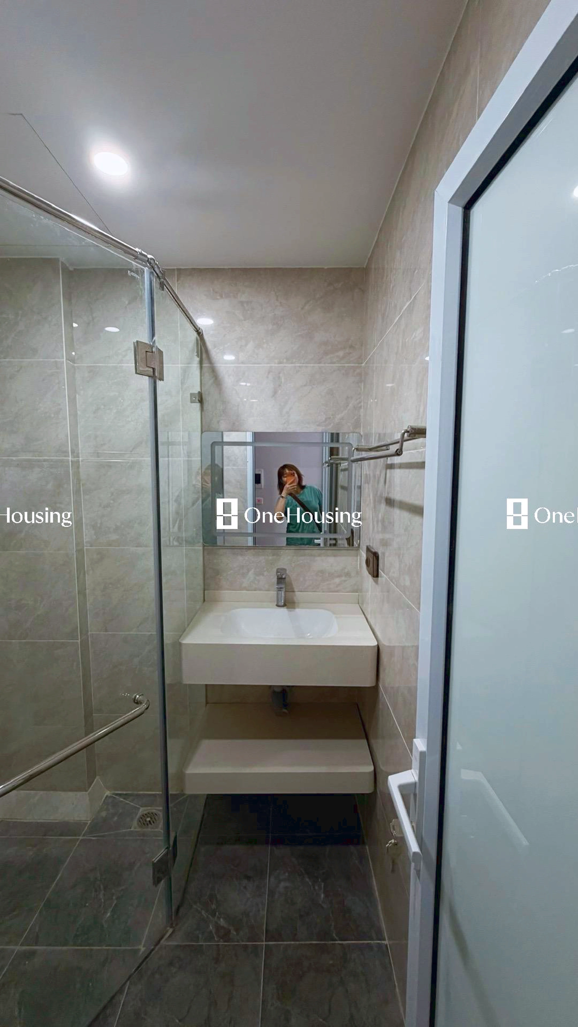 Nhà mặt ngõ cách Hồ Tùng Mậu 100m, P. Phú Diễn, Q. Bắc Từ Liêm, TP. Hà Nội