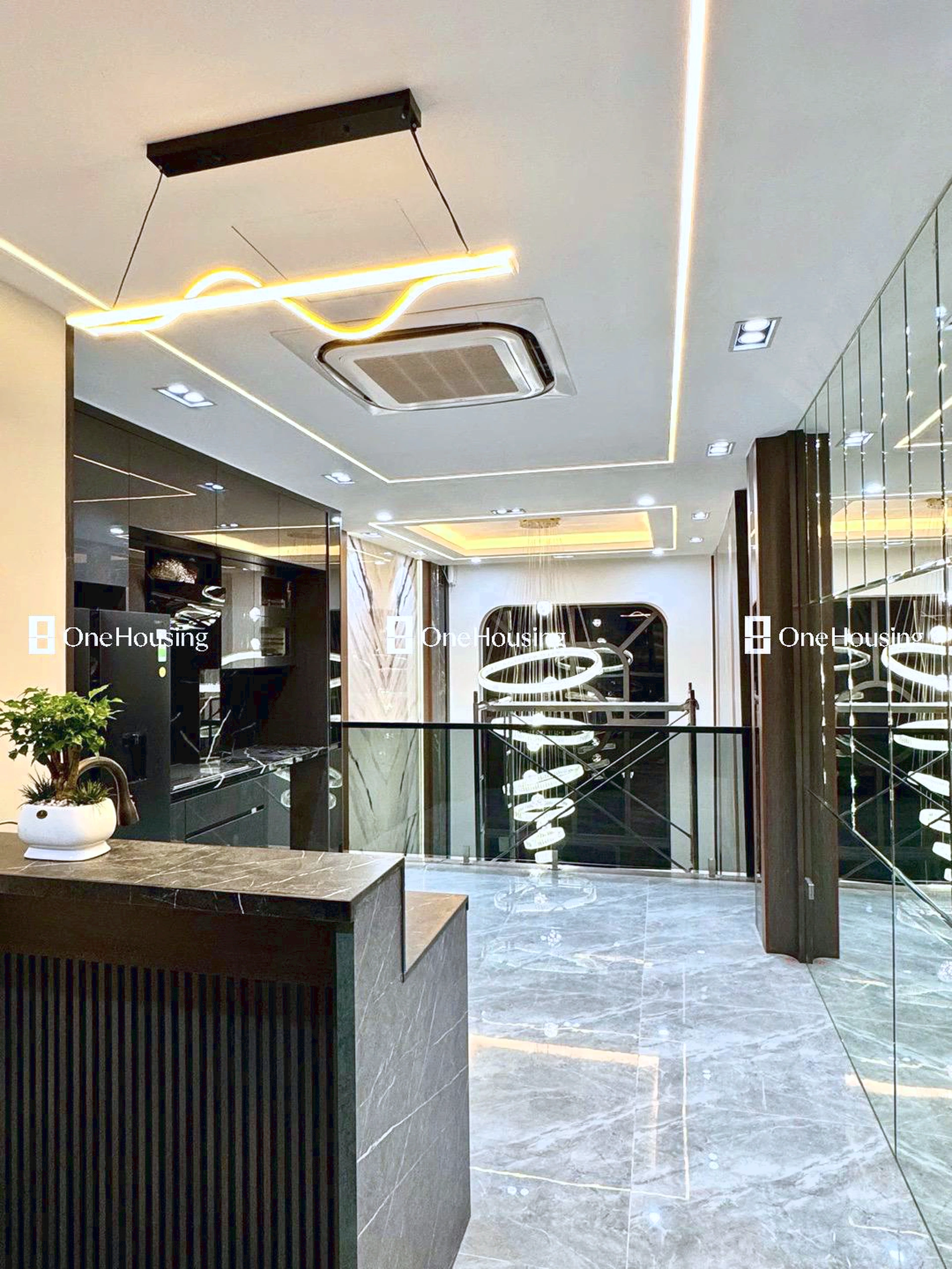 Nhà mặt ngõ cách Phố Trạm 50m, P. Long Biên, Q. Long Biên, TP. Hà Nội