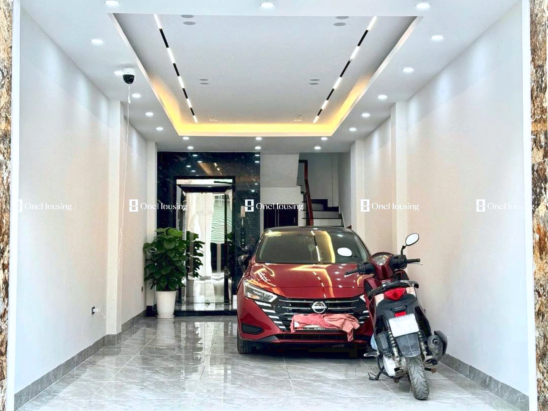 Nhà mặt ngõ cách Phố Trạm 50m, P. Long Biên, Q. Long Biên, TP. Hà Nội
