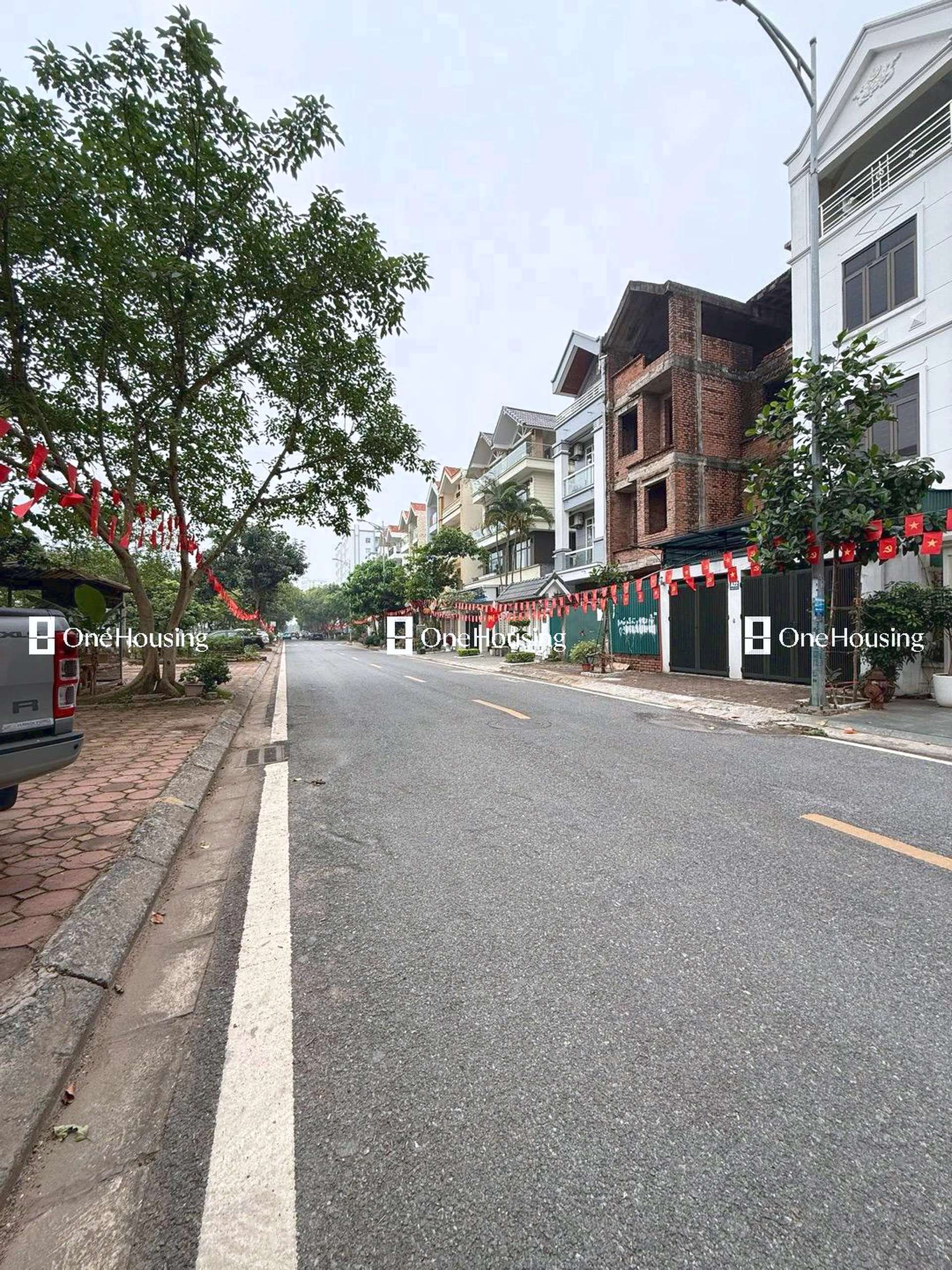 Nhà mặt phố Việt Hưng, P. Việt Hưng, Q. Long Biên, TP. Hà Nội