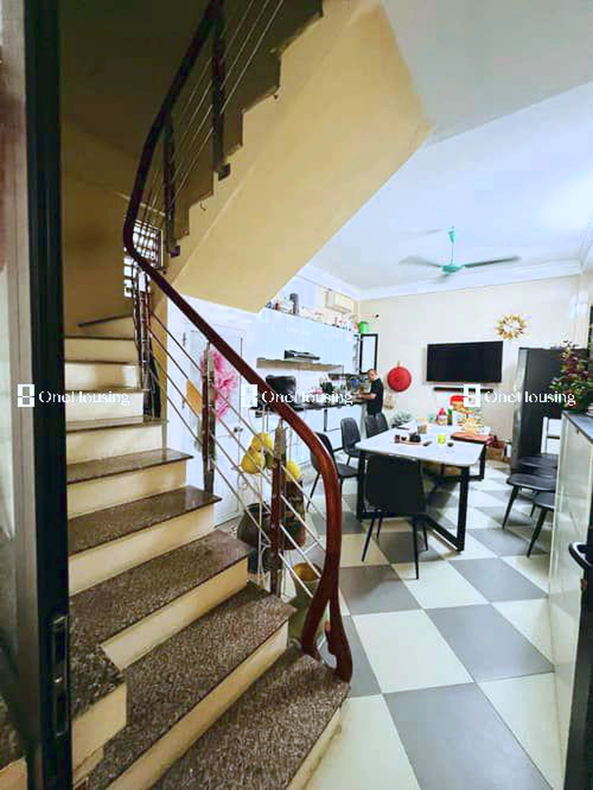 Nhà mặt ngõ cách Lạc Long Quân 50m, P. Nghĩa Đô, Q. Cầu Giấy, TP. Hà Nội