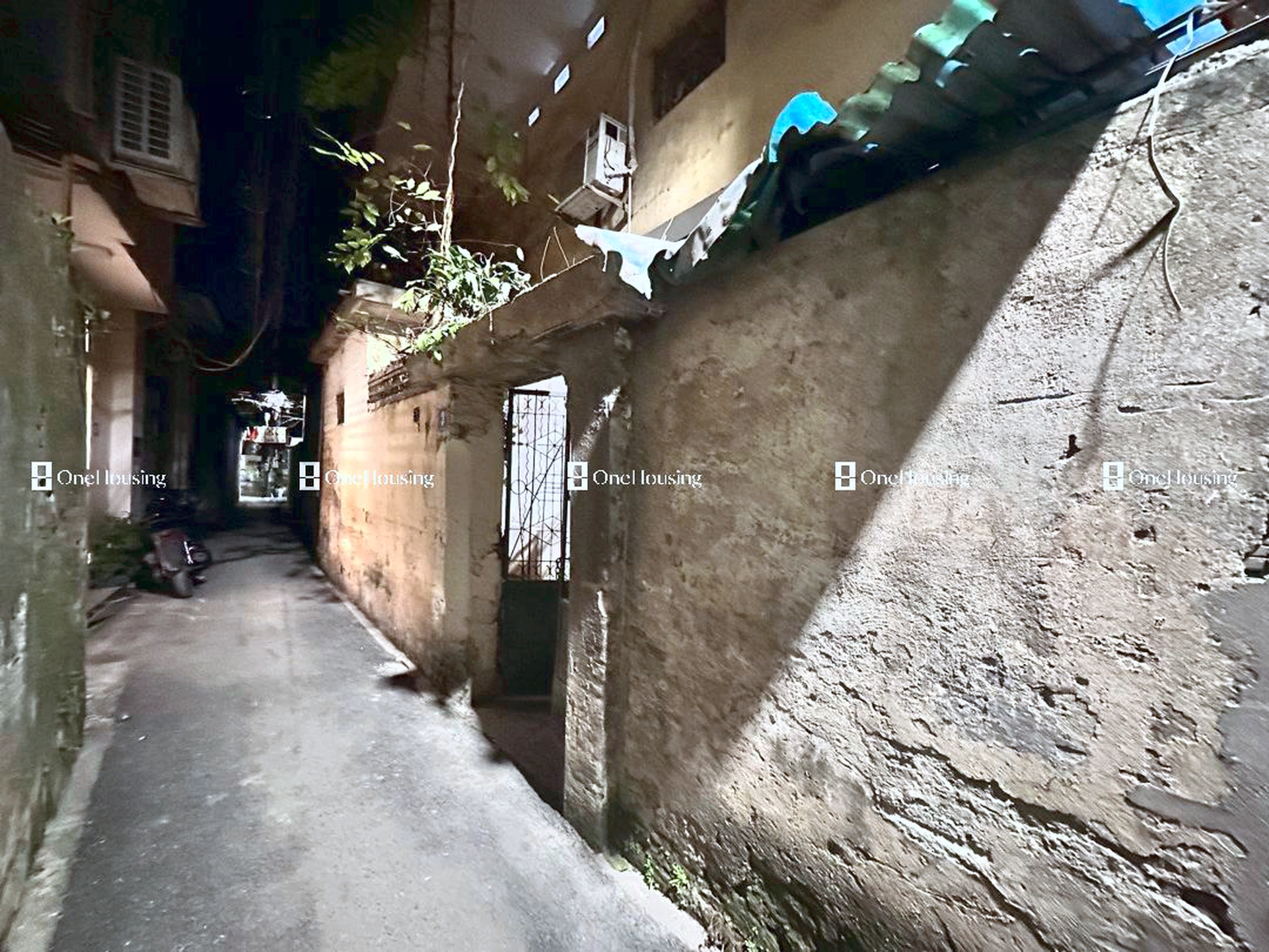 Nhà mặt ngõ cách Âu Cơ 80m, P. Nhật Tân, Q. Tây Hồ, TP. Hà Nội