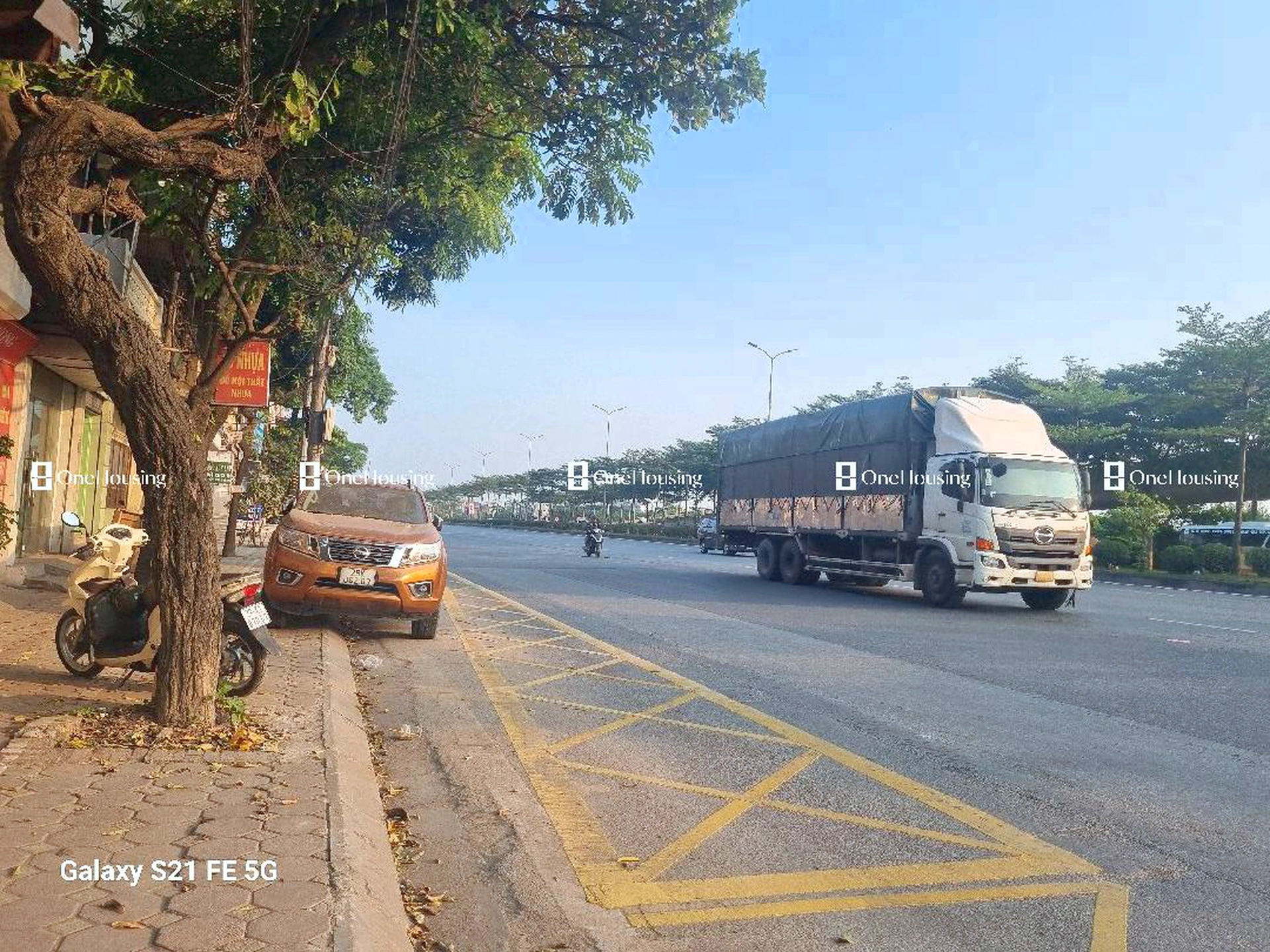 Nhà mặt phố Nguyễn Đức Thuận, X. Cổ Bi, H. Gia Lâm, TP. Hà Nội