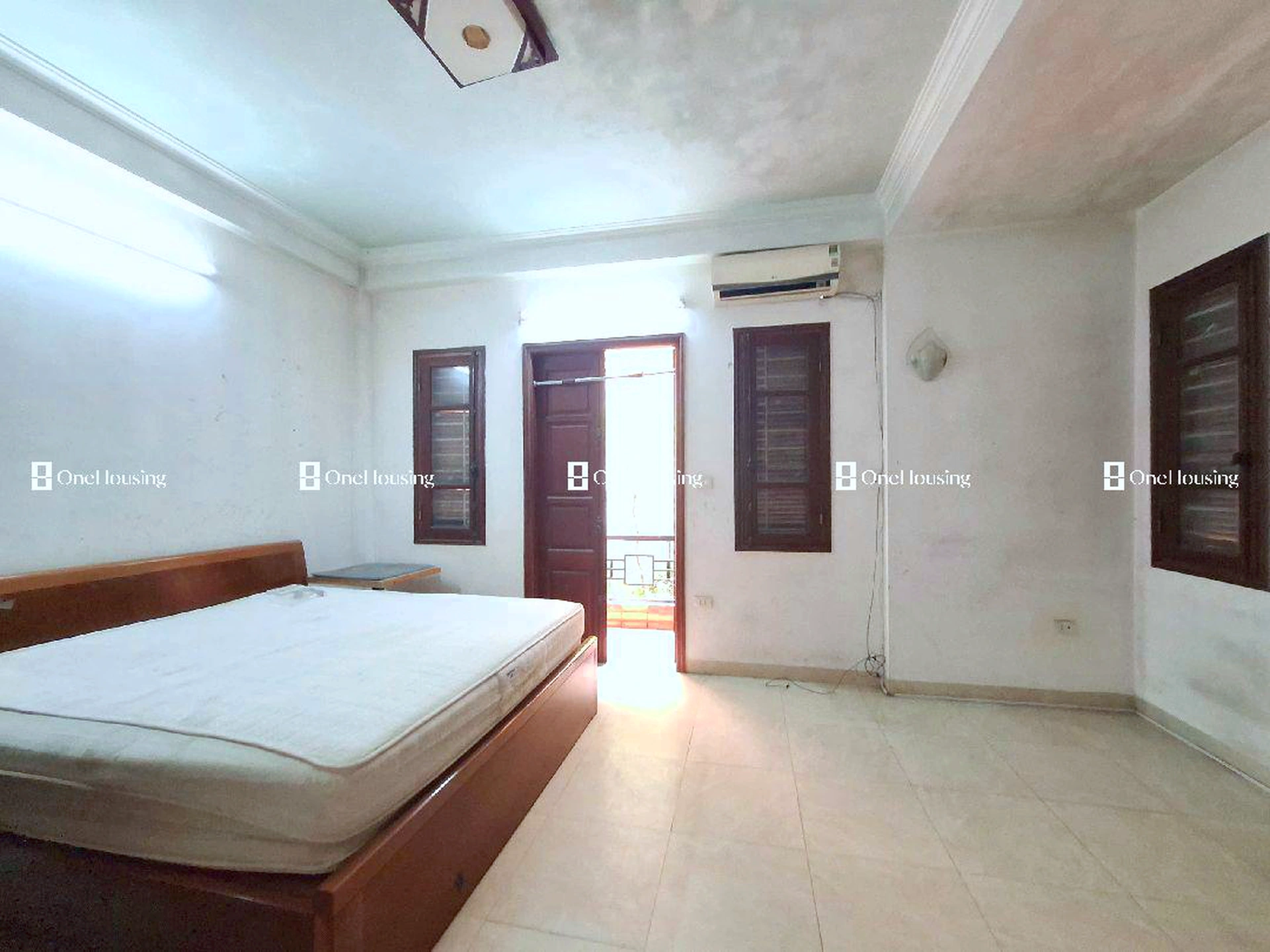 Nhà mặt ngõ cách La Thành 100m, P. Giảng Võ, Q. Ba Đình, TP. Hà Nội