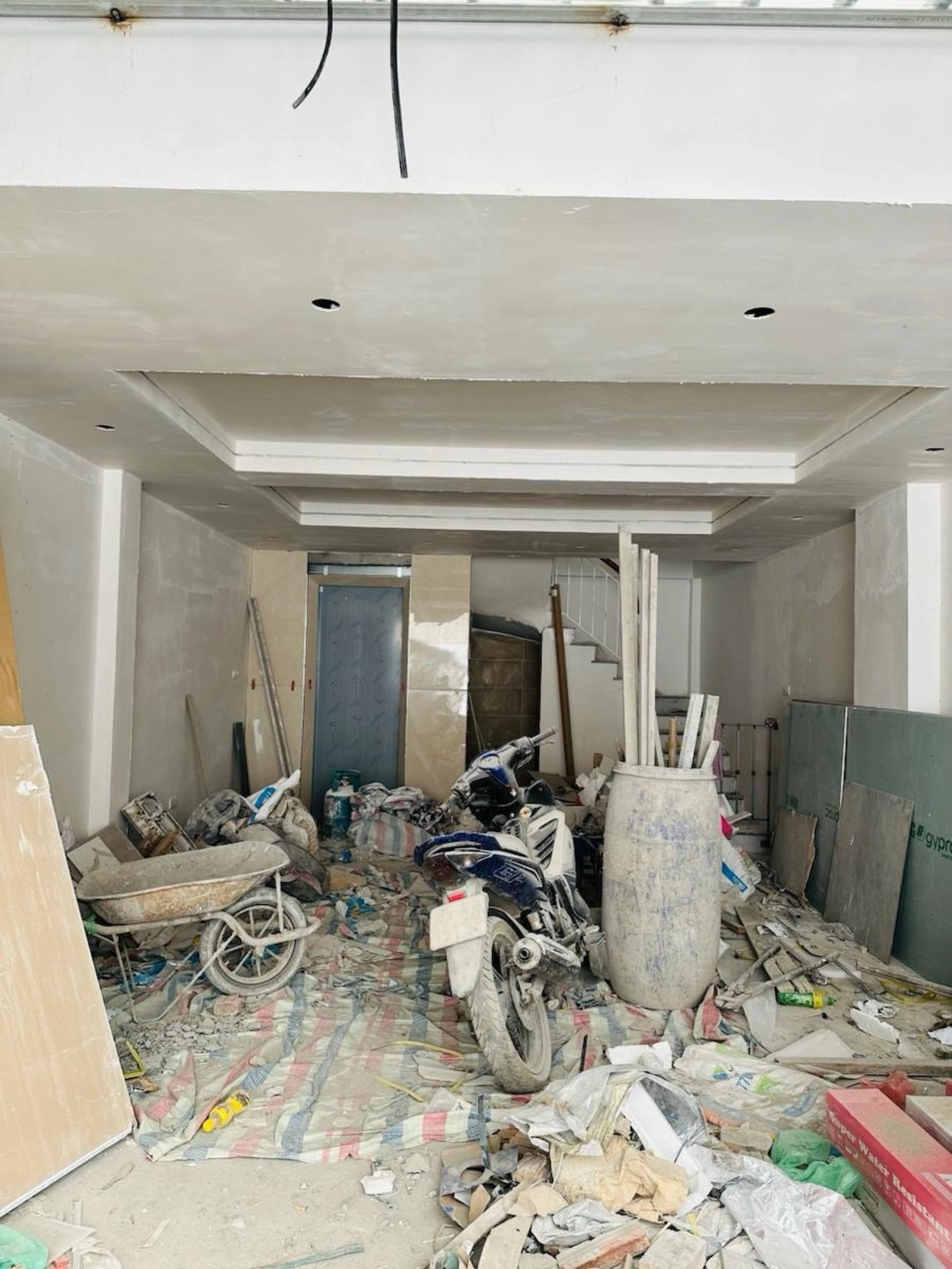 Nhà mặt ngõ cách Nguyễn Ngọc Vũ 50m, P. Trung Hòa, Q. Cầu Giấy, TP. Hà Nội