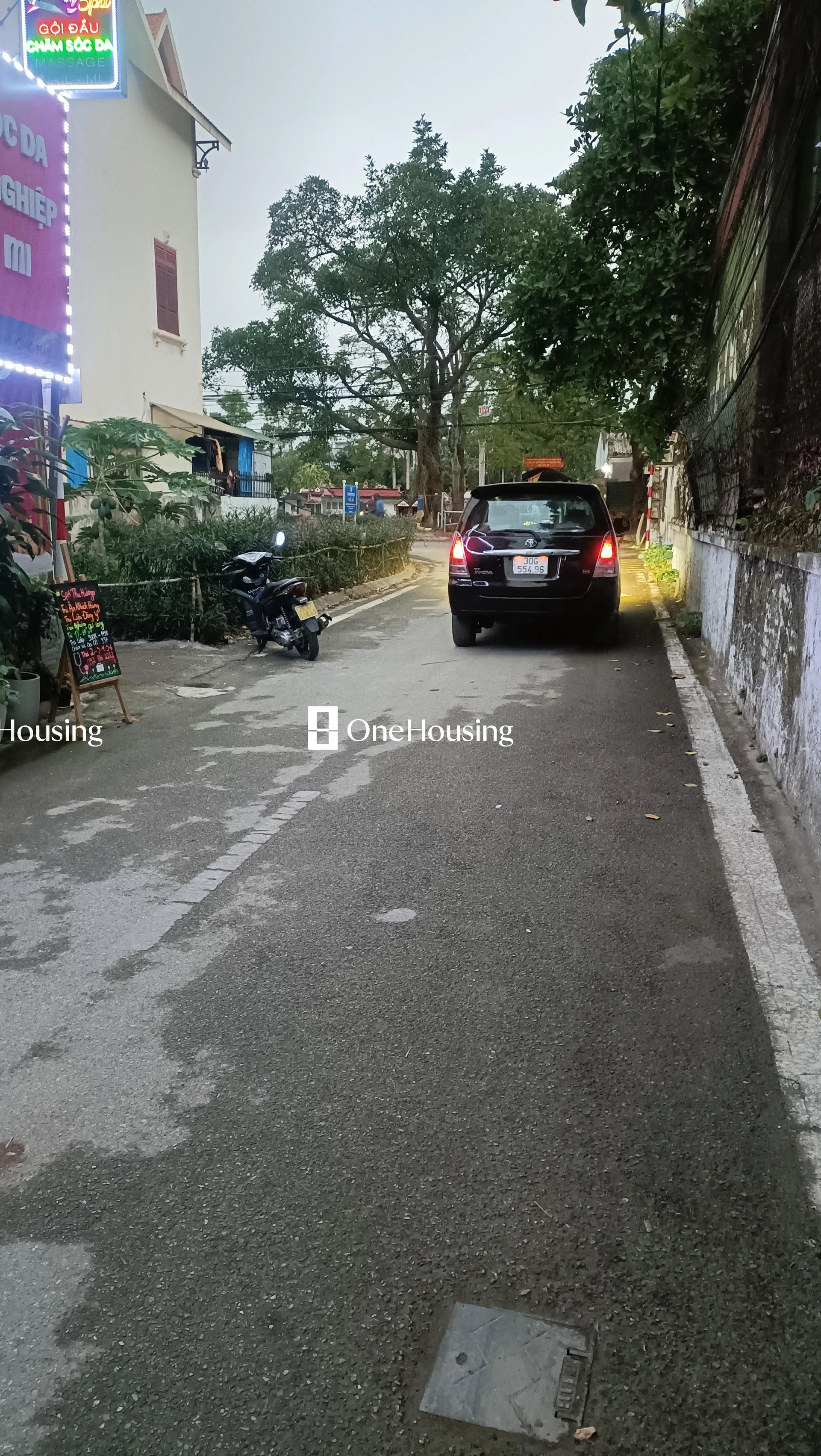 Nhà mặt ngõ cách Bát Khối (Mặt đê sông Hồng) 10m, P. Thạch Bàn, Q. Long Biên, TP. Hà Nội
