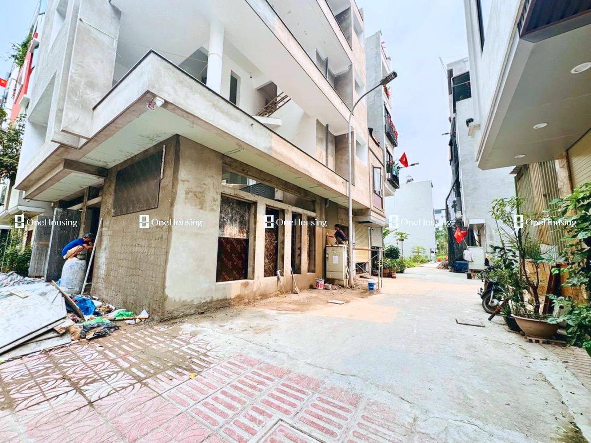 Đất nền cách Ngọc Thụy (mặt đê và đường gom chân đê) 10m, P. Bồ Đề, Q. Long Biên, TP. Hà Nội