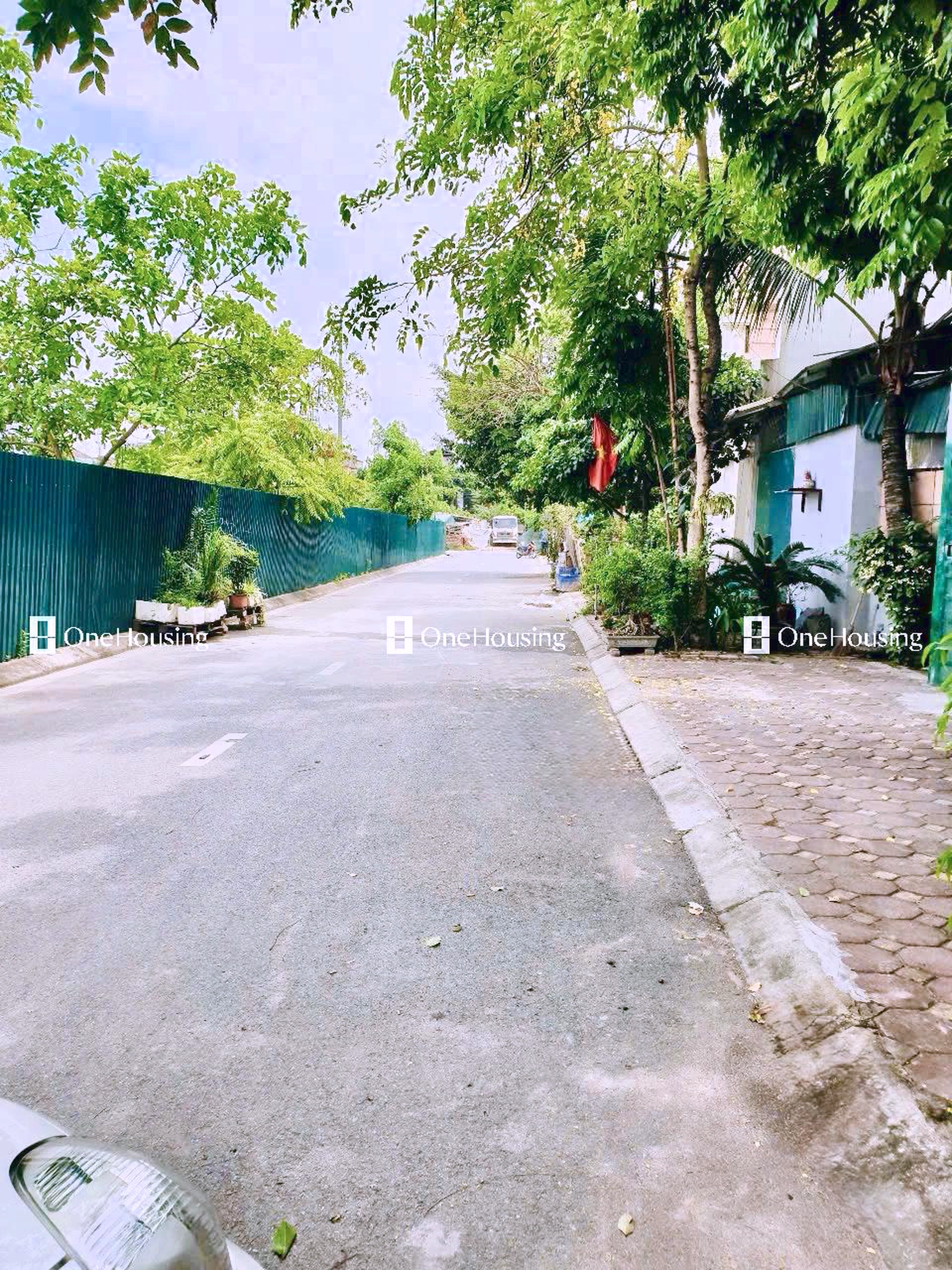 Nhà mặt ngõ cách Nguyễn Thời Trung 20m, P. Thạch Bàn, Q. Long Biên, TP. Hà Nội
