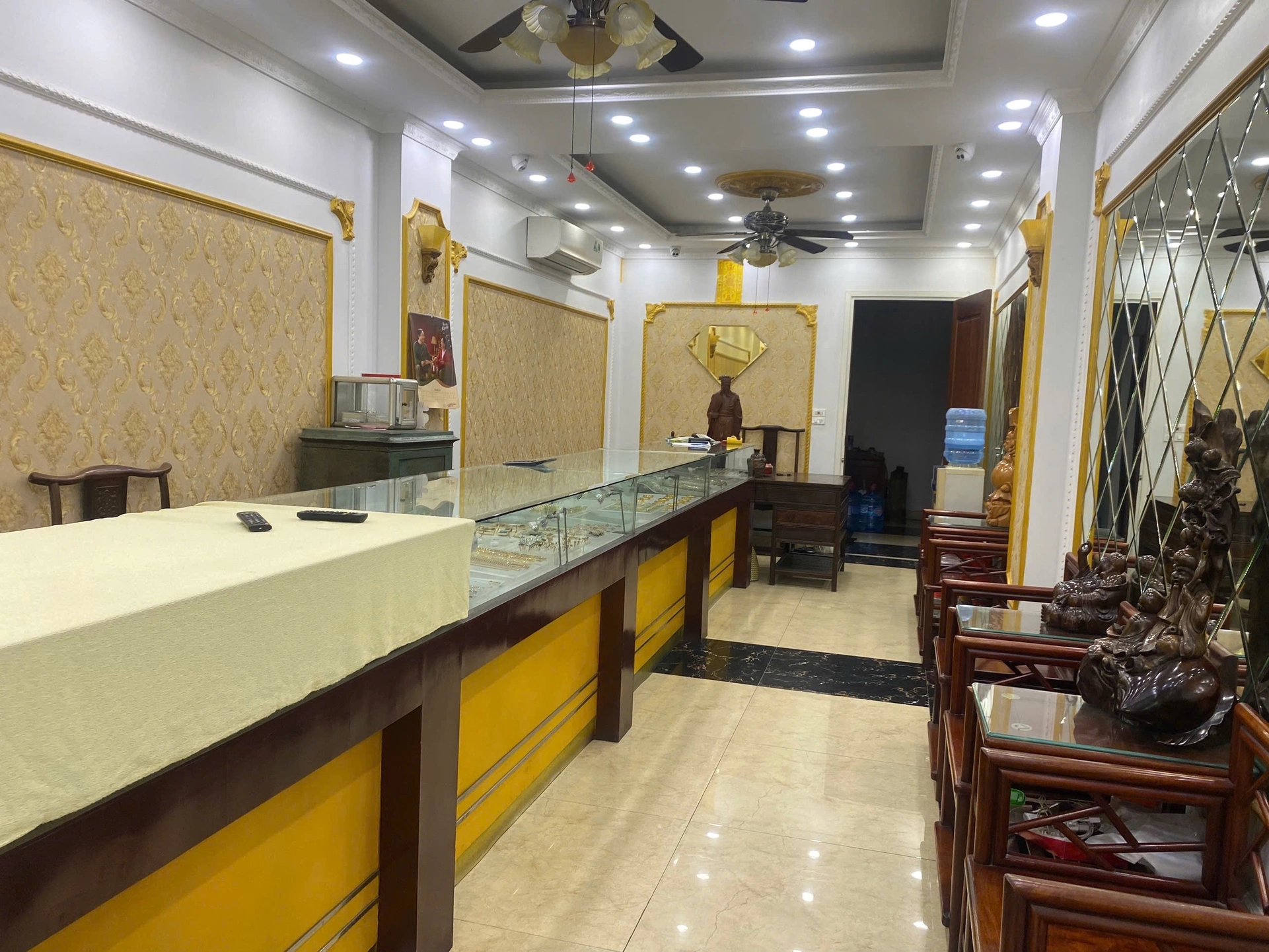 Nhà mặt phố Cầu Giấy, P. Quan Hoa, Q. Cầu Giấy, TP. Hà Nội