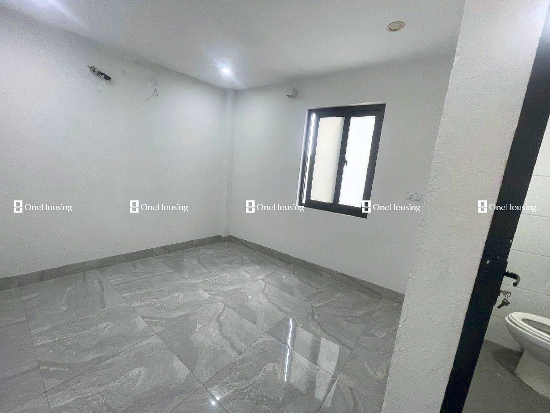 Nhà mặt ngõ cách Kim Quan 10m, P. Việt Hưng, Q. Long Biên, TP. Hà Nội