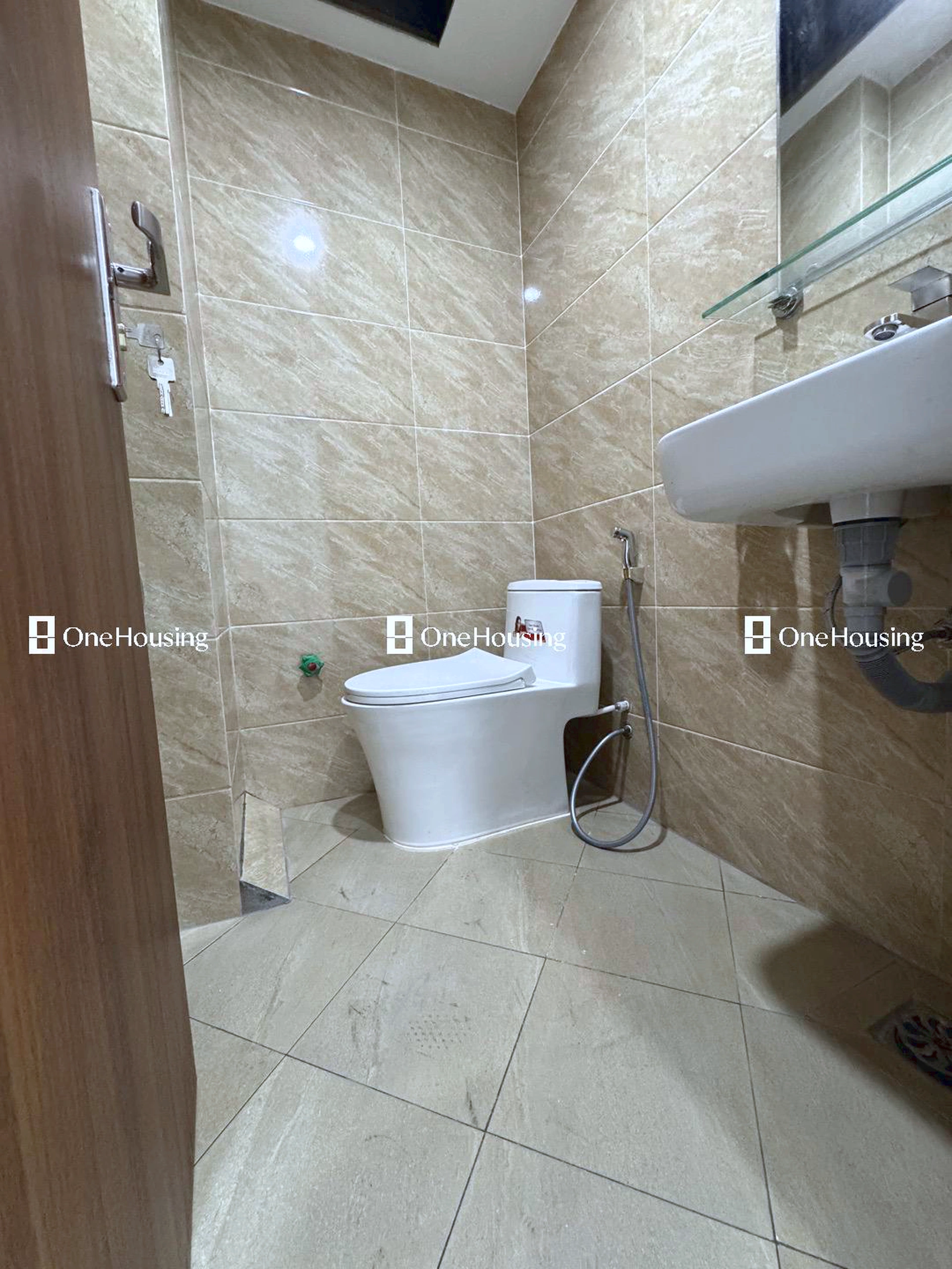 Nhà mặt ngõ cách Thạch Bàn 18m, P. Thạch Bàn, Q. Long Biên, TP. Hà Nội