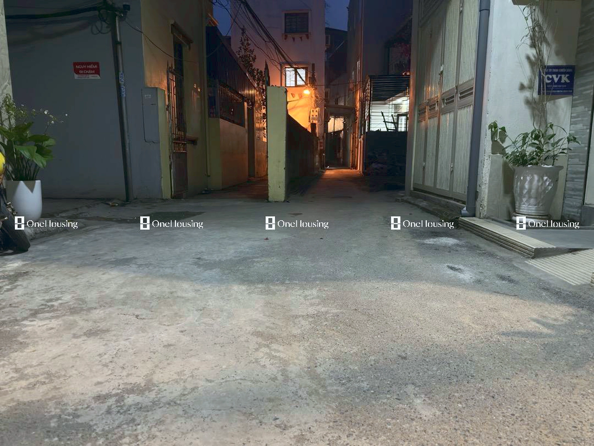 Nhà mặt ngõ cách Thanh Am 150m, P. Thượng Thanh, Q. Long Biên, TP. Hà Nội