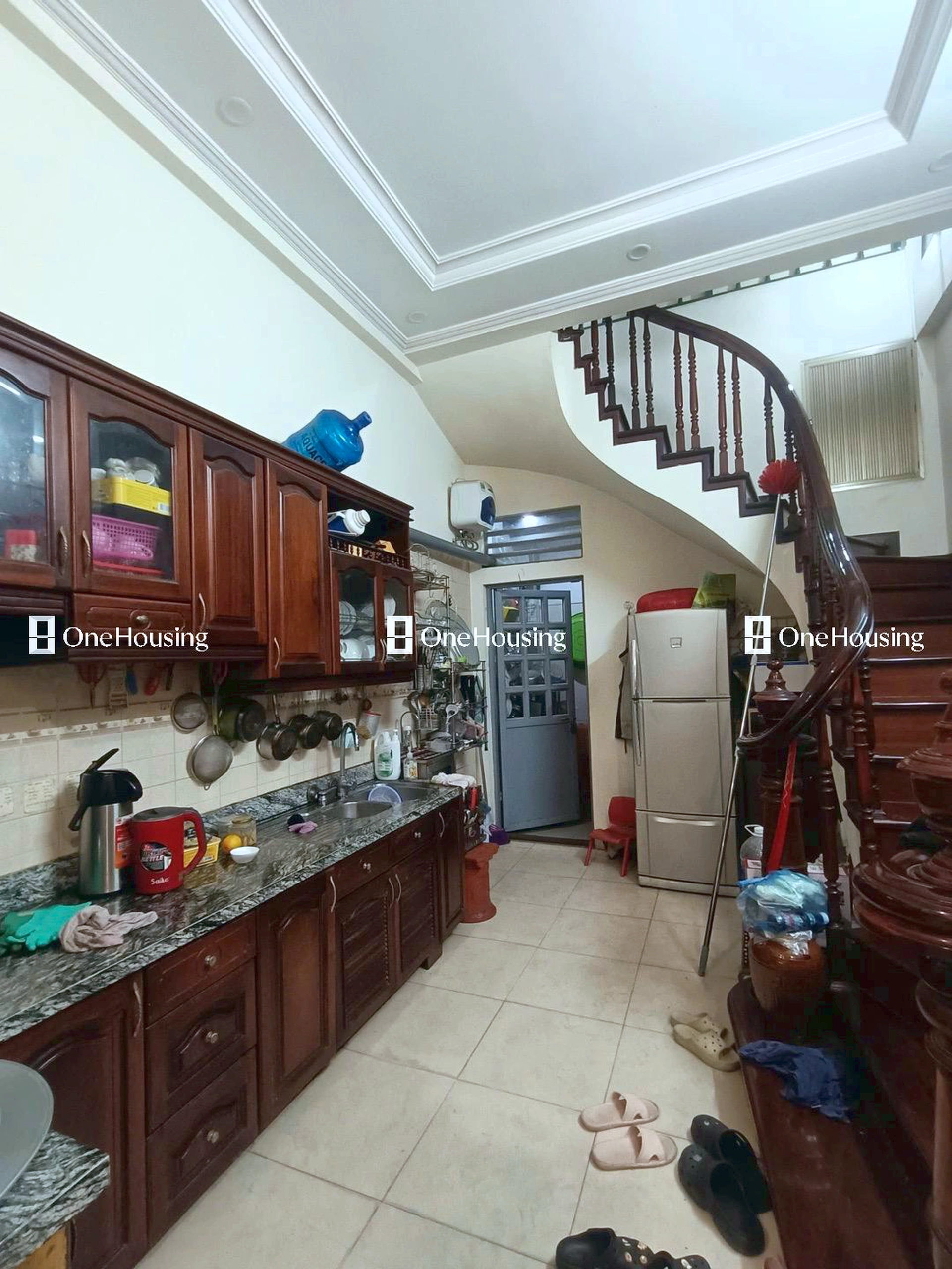 Nhà mặt phố Vương Thừa Vũ, P. Khương Trung, Q. Thanh Xuân, TP. Hà Nội