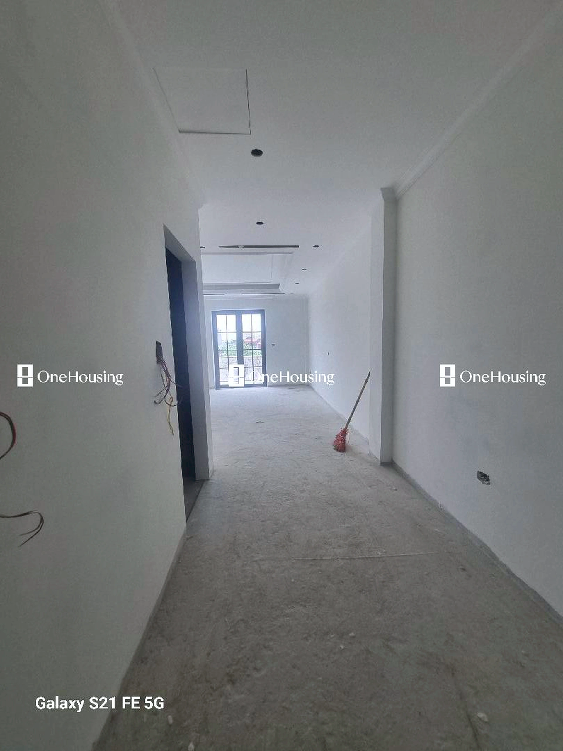 Nhà mặt ngõ cách Đặng Vũ Hỷ 100m, P. Việt Hưng, Q. Long Biên, TP. Hà Nội