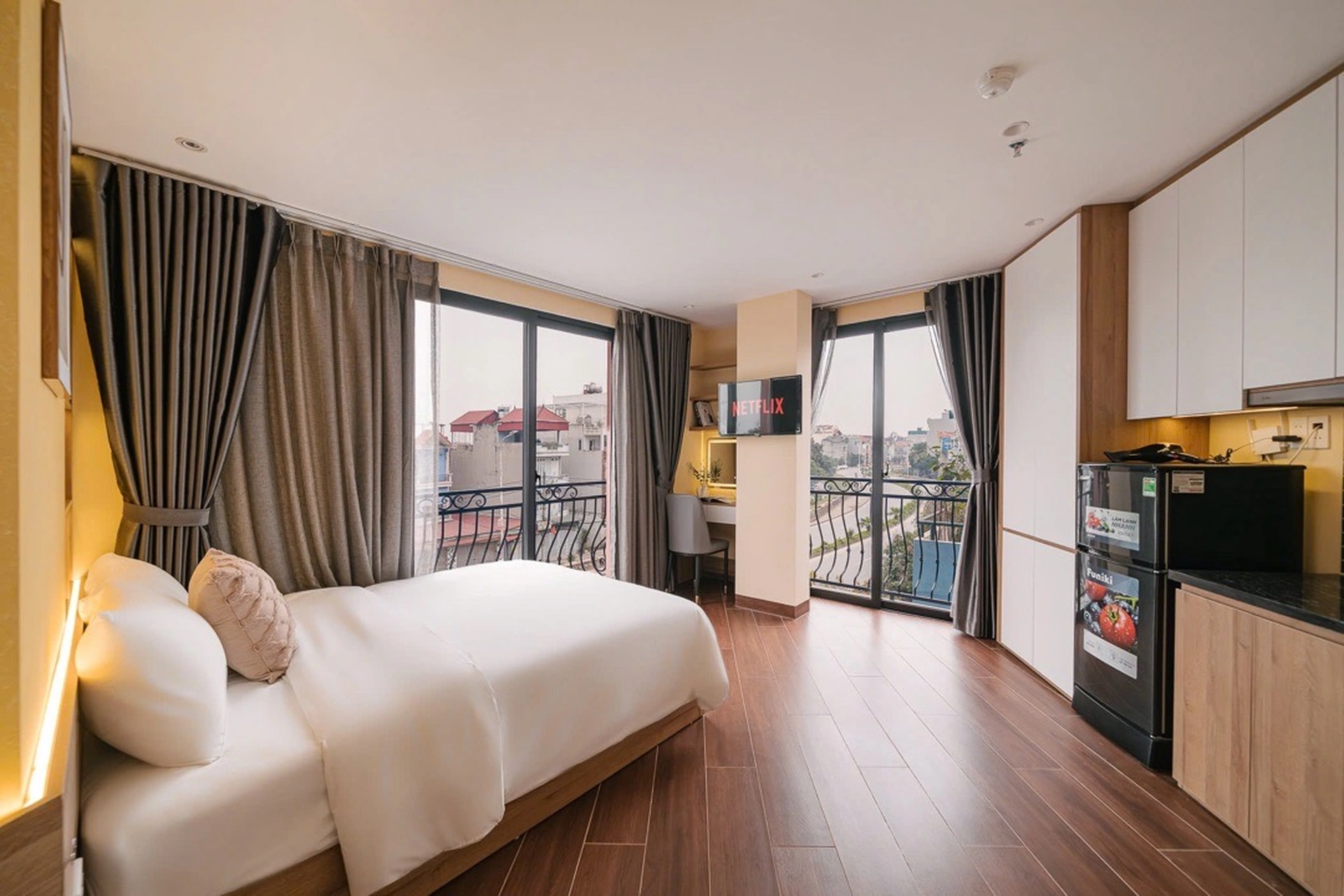 Nhà mặt phố An Dương Vương (đường gom chân đê), P. Phú Thượng, Q. Tây Hồ, TP. Hà Nội