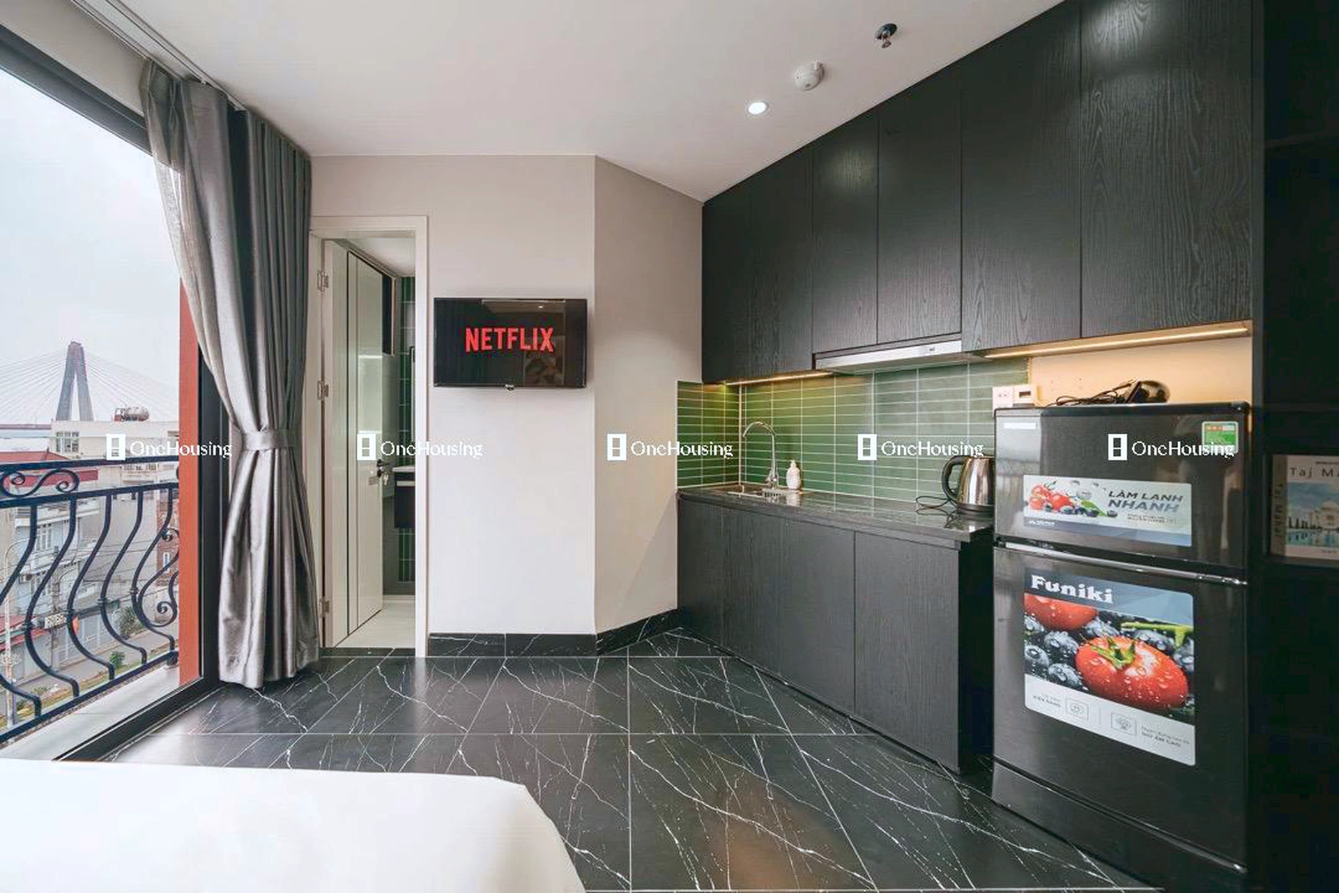Nhà mặt phố An Dương Vương (đường gom chân đê), P. Phú Thượng, Q. Tây Hồ, TP. Hà Nội