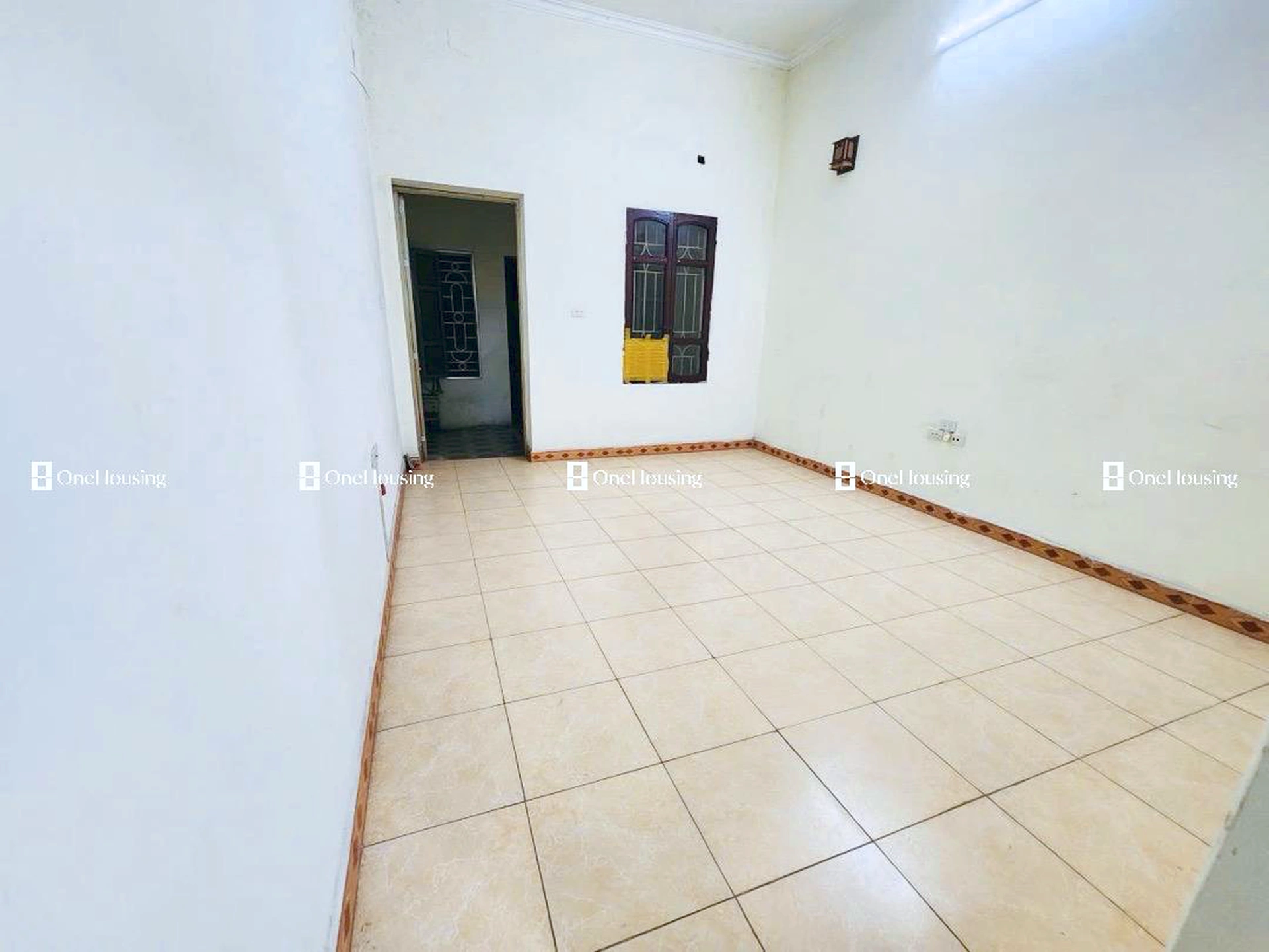 Nhà mặt phố Nguyễn Đức Thuận, P. Thạch Bàn, Q. Long Biên, TP. Hà Nội