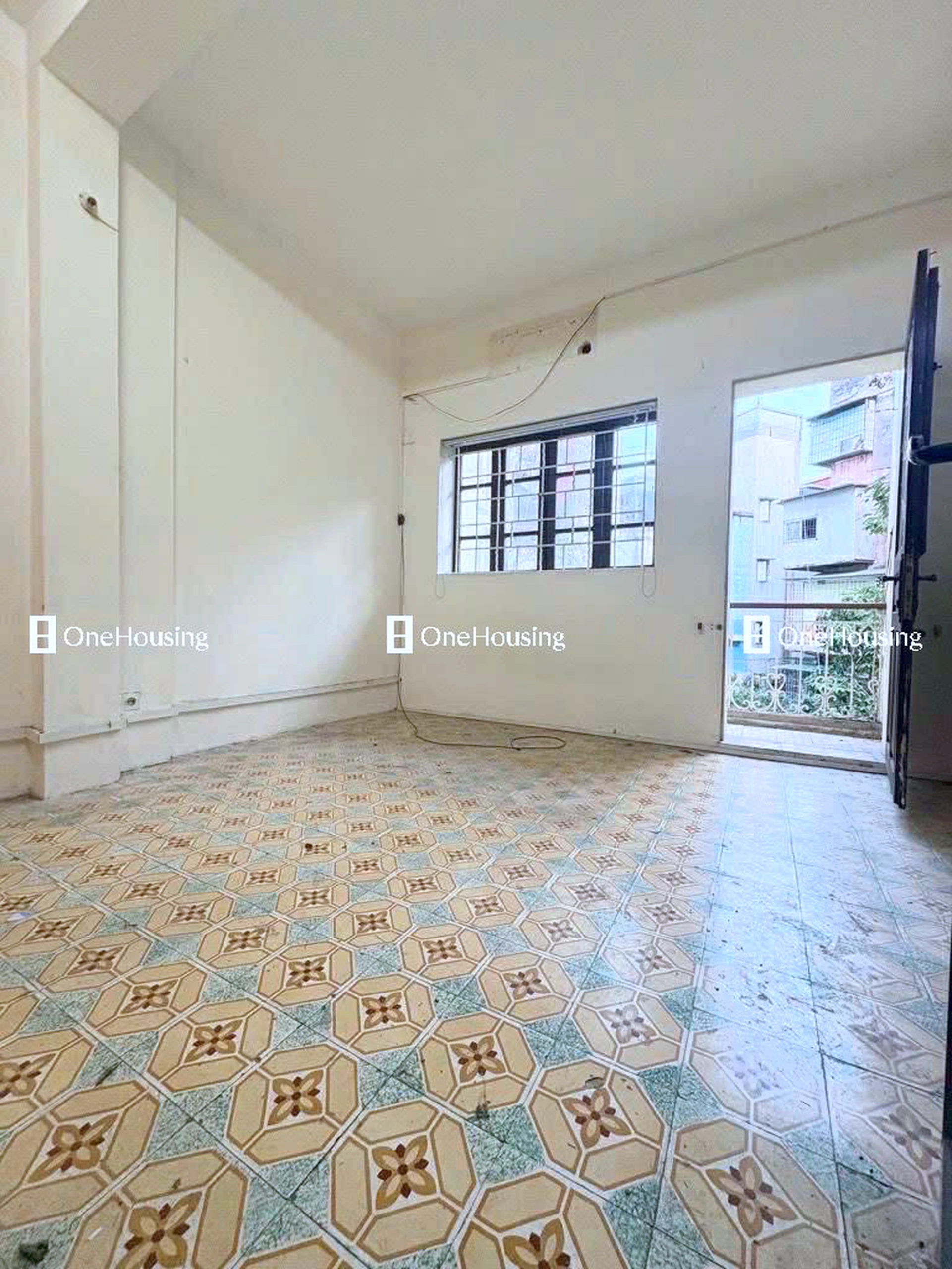 Nhà mặt ngõ cách Phương Mai 40m, P. Phương Mai, Q. Đống Đa, TP. Hà Nội