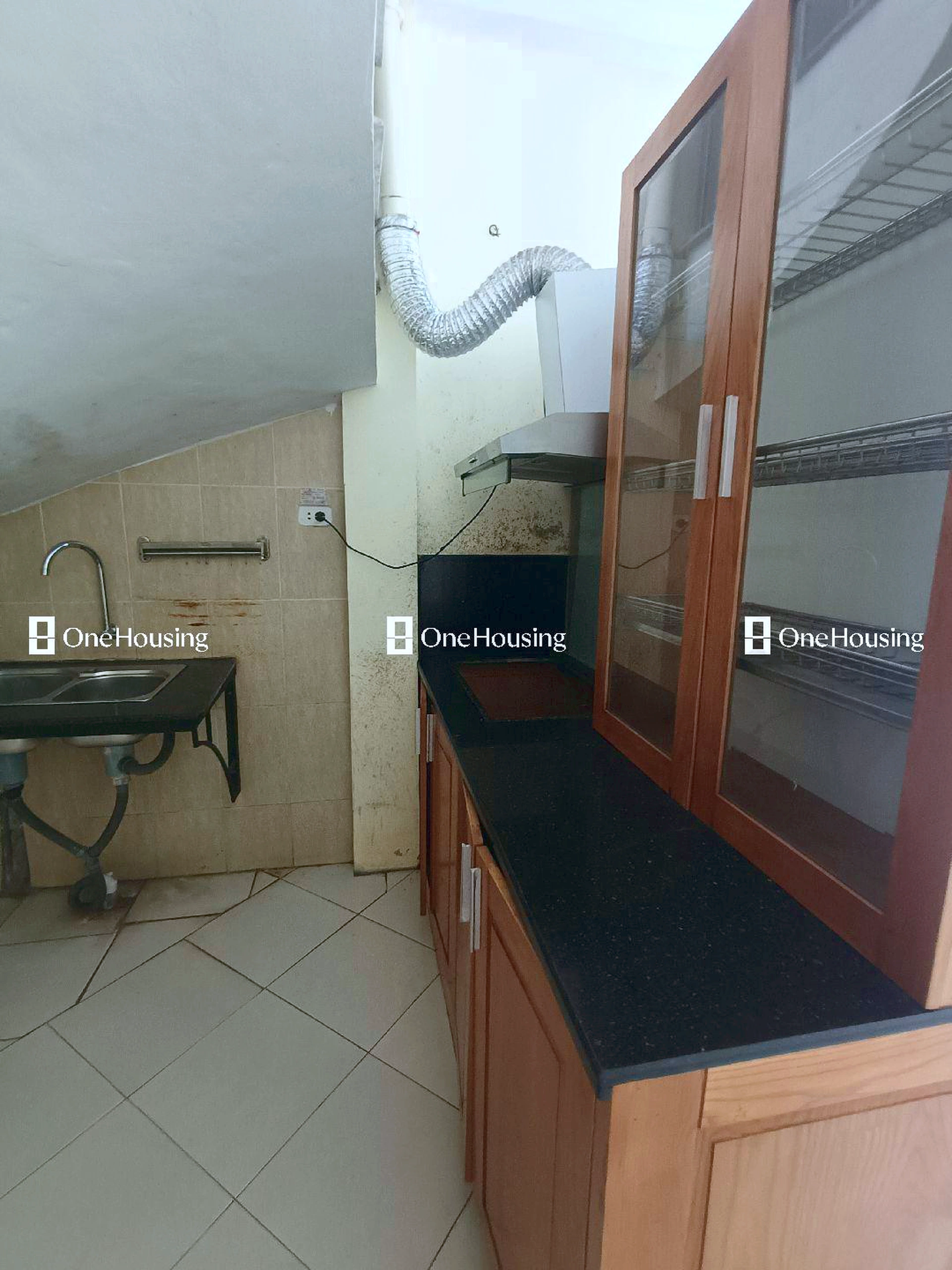 Nhà mặt ngõ cách Minh Khai 150m, P. Hoàng Văn Thụ, Q. Hoàng Mai, TP. Hà Nội