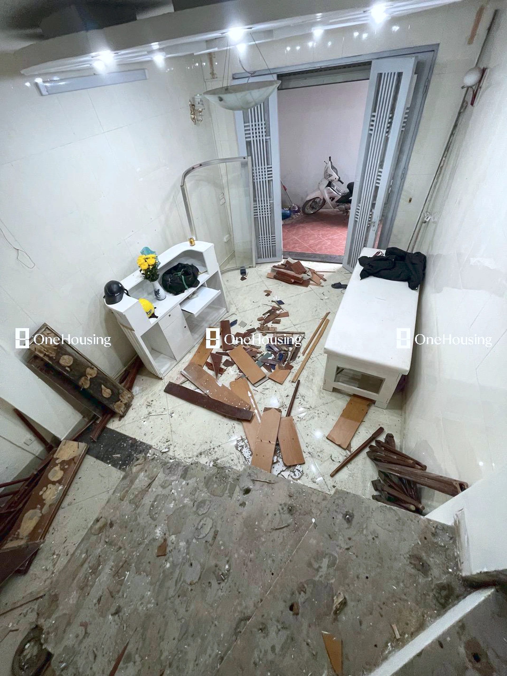 Nhà mặt ngõ cách Trần Duy Hưng 50m, P. Trung Hòa, Q. Cầu Giấy, TP. Hà Nội