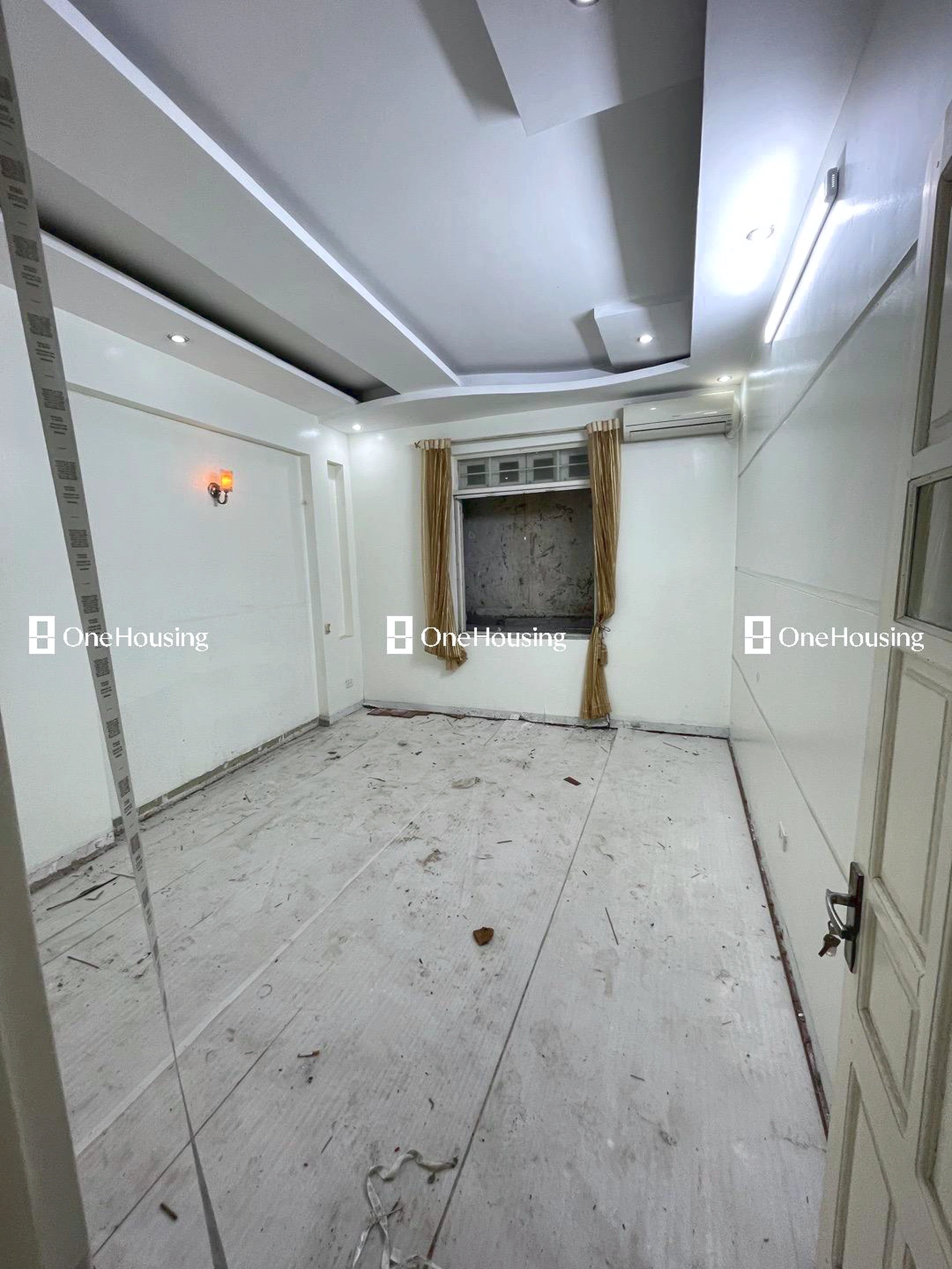 Nhà mặt ngõ cách Trần Duy Hưng 50m, P. Trung Hòa, Q. Cầu Giấy, TP. Hà Nội