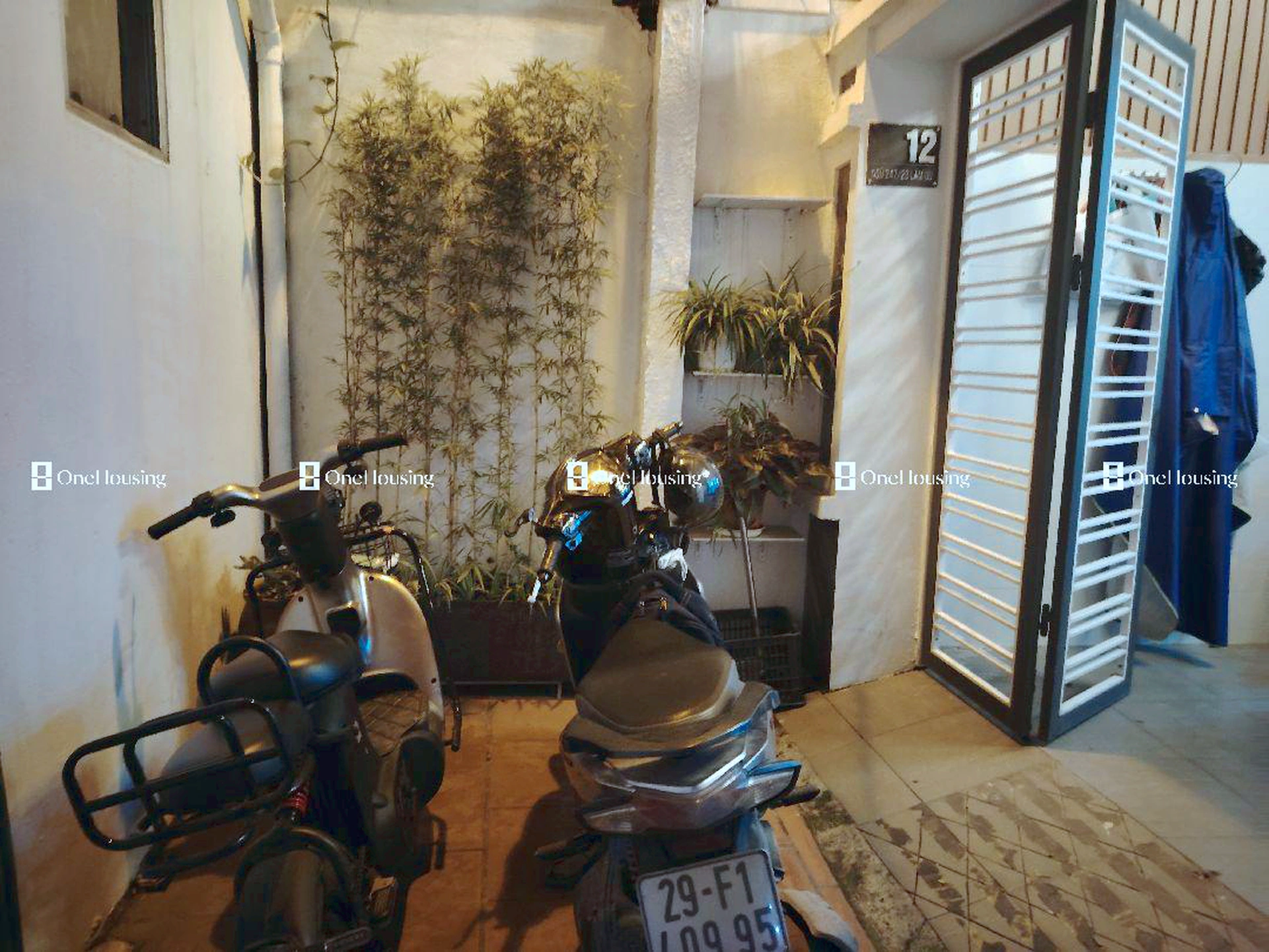 Nhà mặt ngõ cách Lâm Du 80m, P. Bồ Đề, Q. Long Biên, TP. Hà Nội