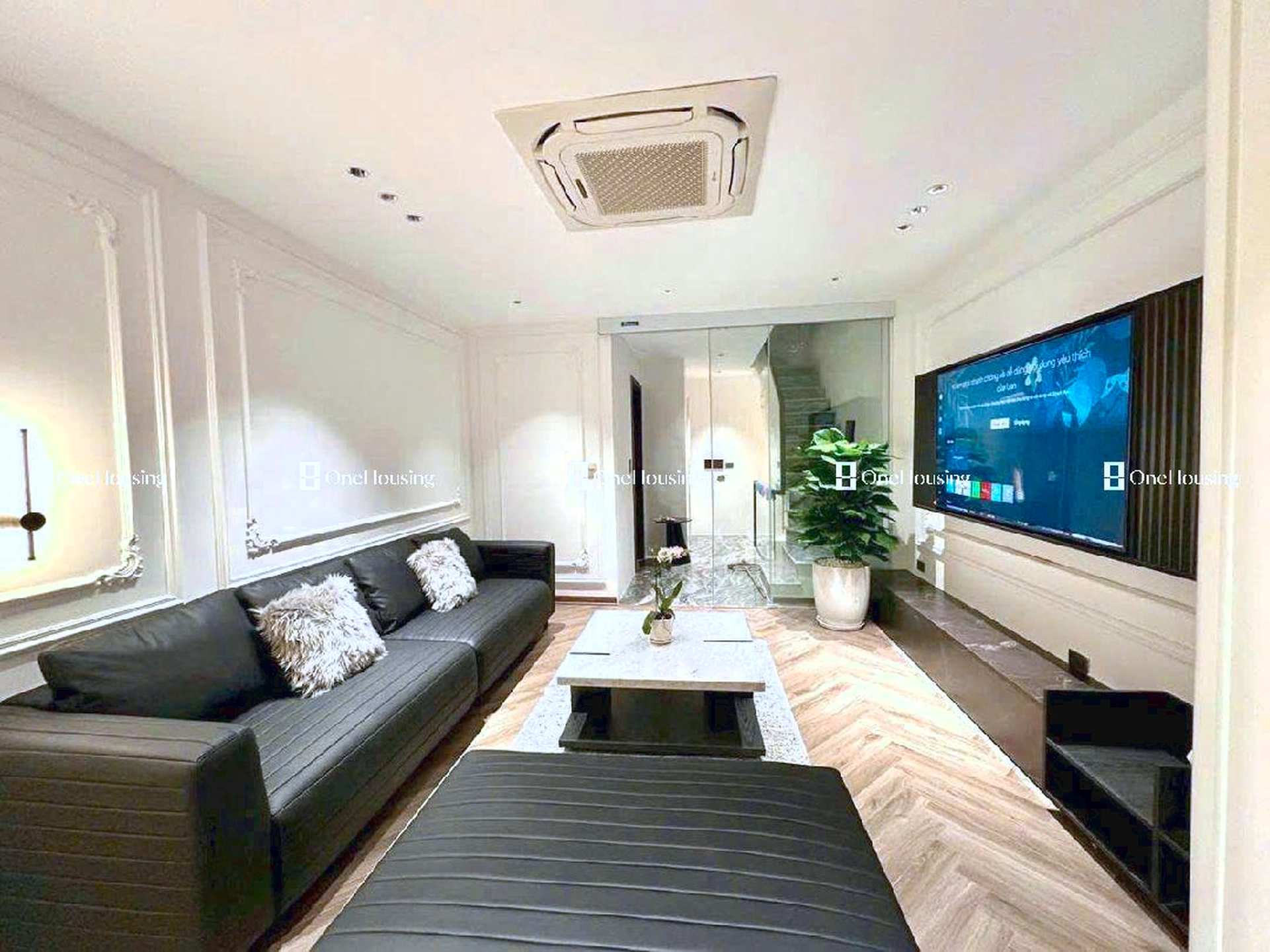 Nhà mặt ngõ cách Phố Trạm 100m, P. Long Biên, Q. Long Biên, TP. Hà Nội