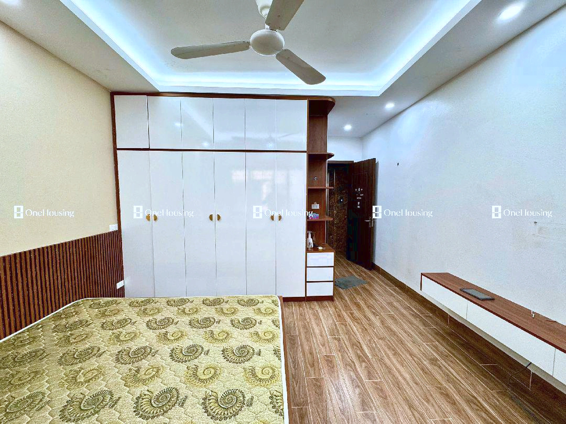 Nhà mặt ngõ cách Võ Chí Công 80m, P. Nghĩa Đô, Q. Cầu Giấy, TP. Hà Nội