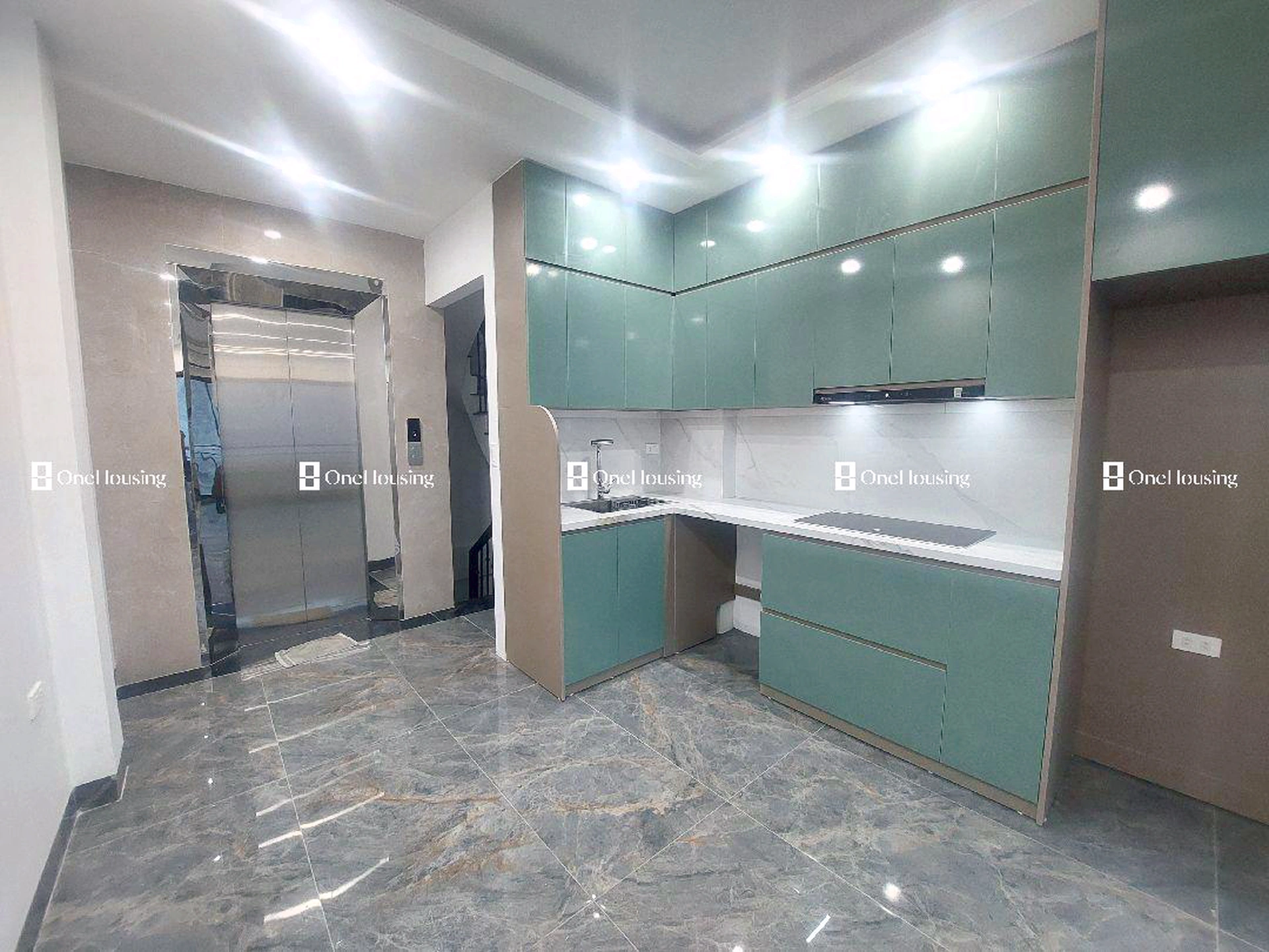 Nhà mặt ngõ cách Lạc Long Quân 80m, P. Xuân La, Q. Tây Hồ, TP. Hà Nội