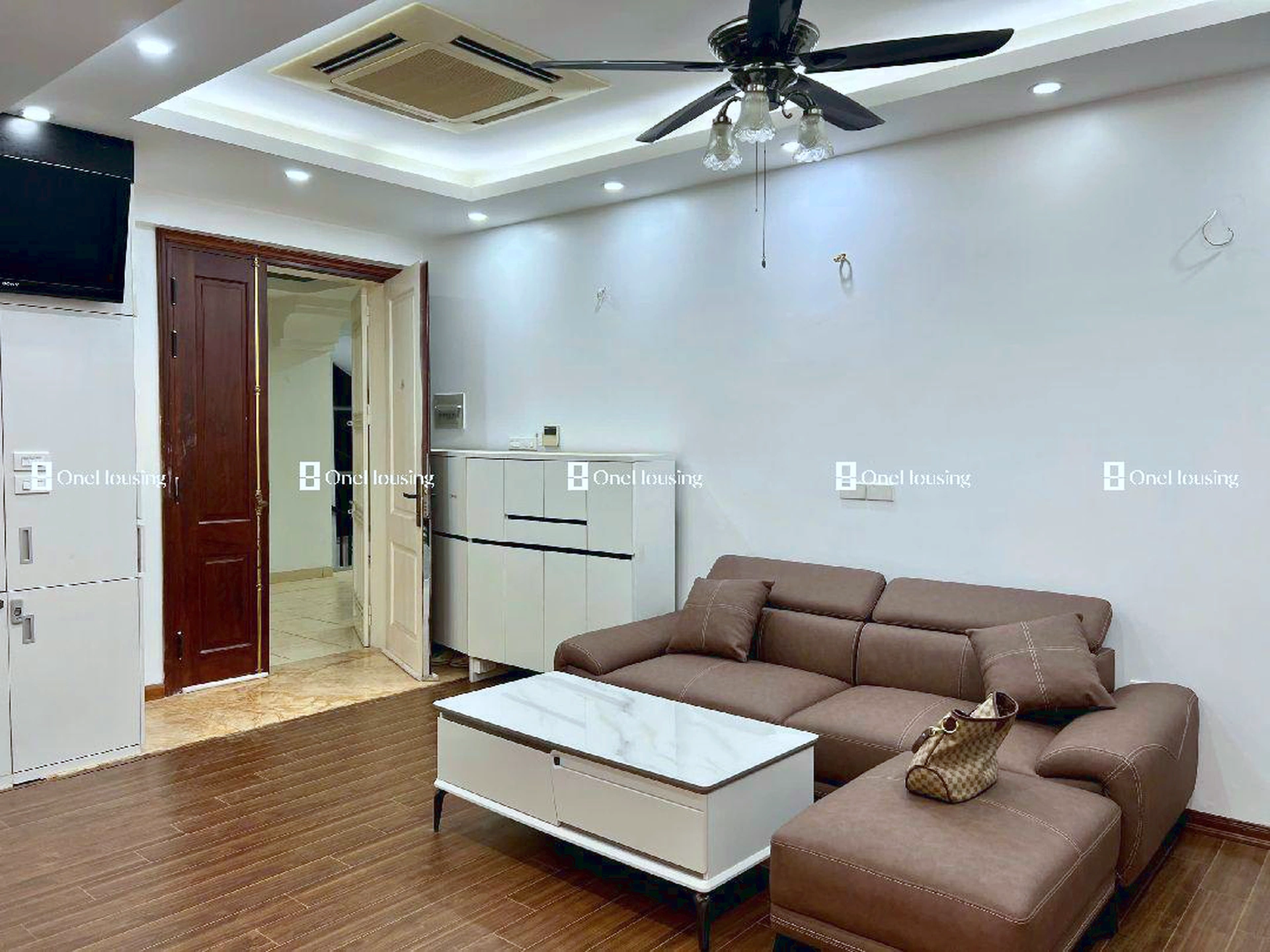 Nhà mặt phố Xuân La, P. Xuân La, Q. Tây Hồ, TP. Hà Nội