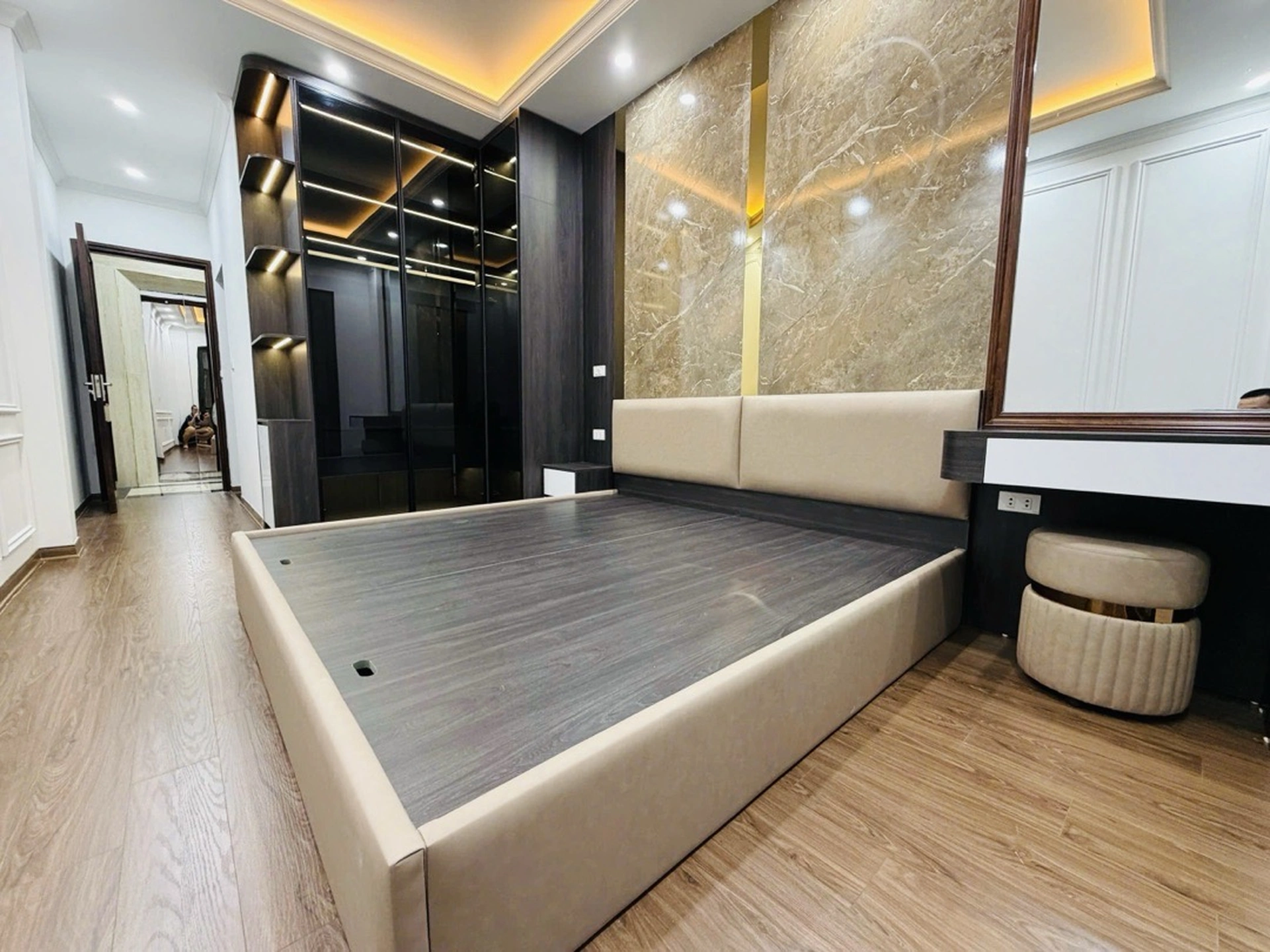 Nhà mặt ngõ cách Xuân La 50m, P. Xuân La, Q. Tây Hồ, TP. Hà Nội